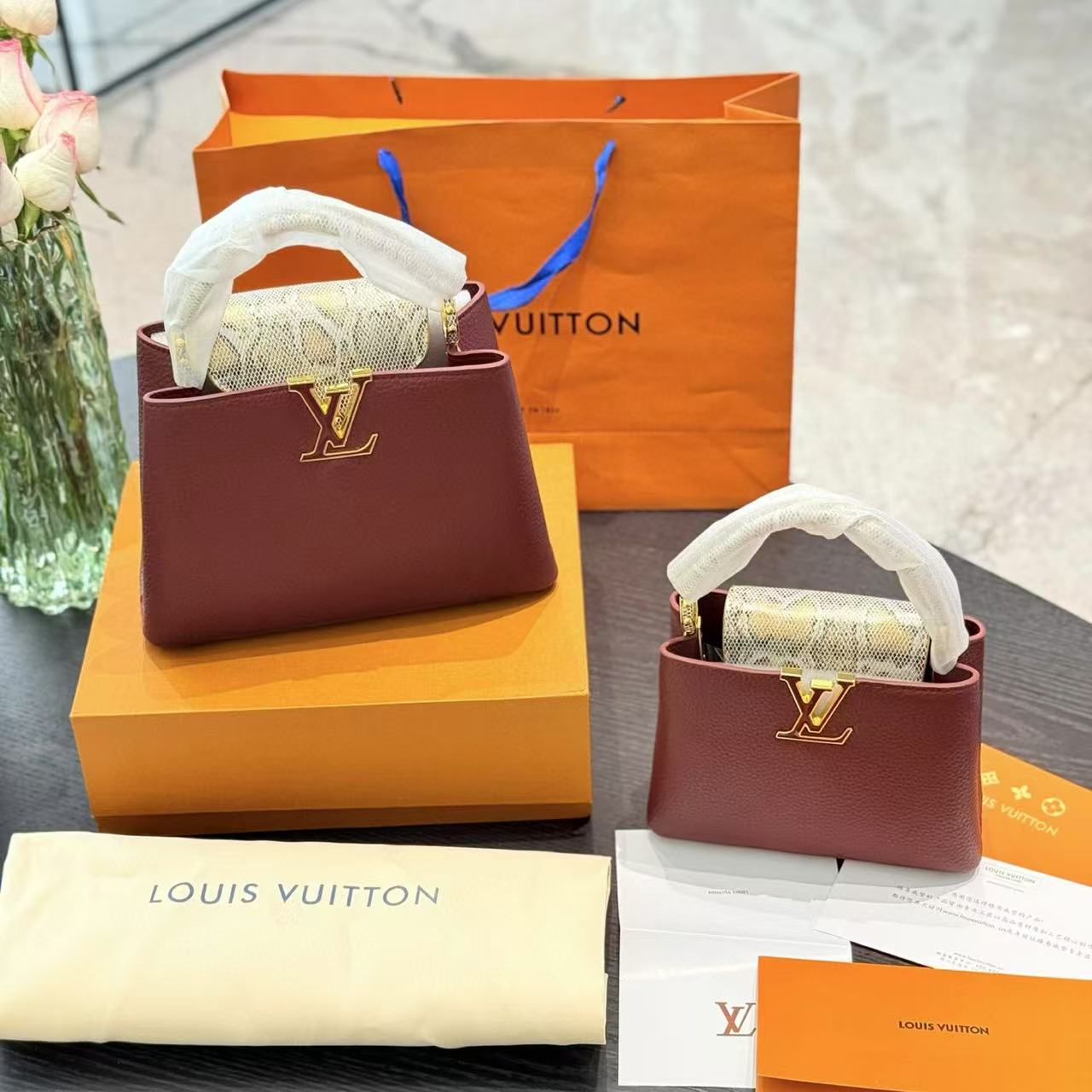 LV Capucinesシリーズハンドバッグ【50％割引+送料無料】