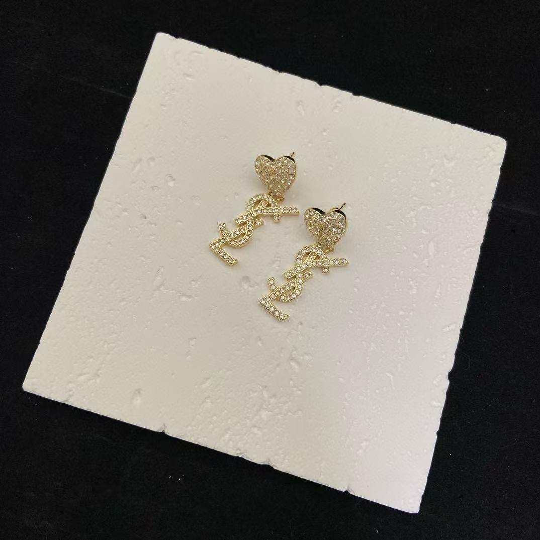 YSL フルダイヤモンド ハート イヤリング【50％割引+送料無料】