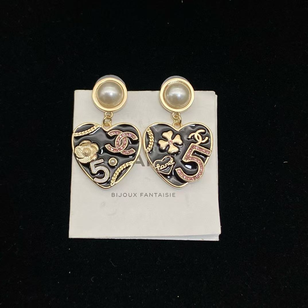 CHANE1 ハートパールピアス【50％割引+送料無料】