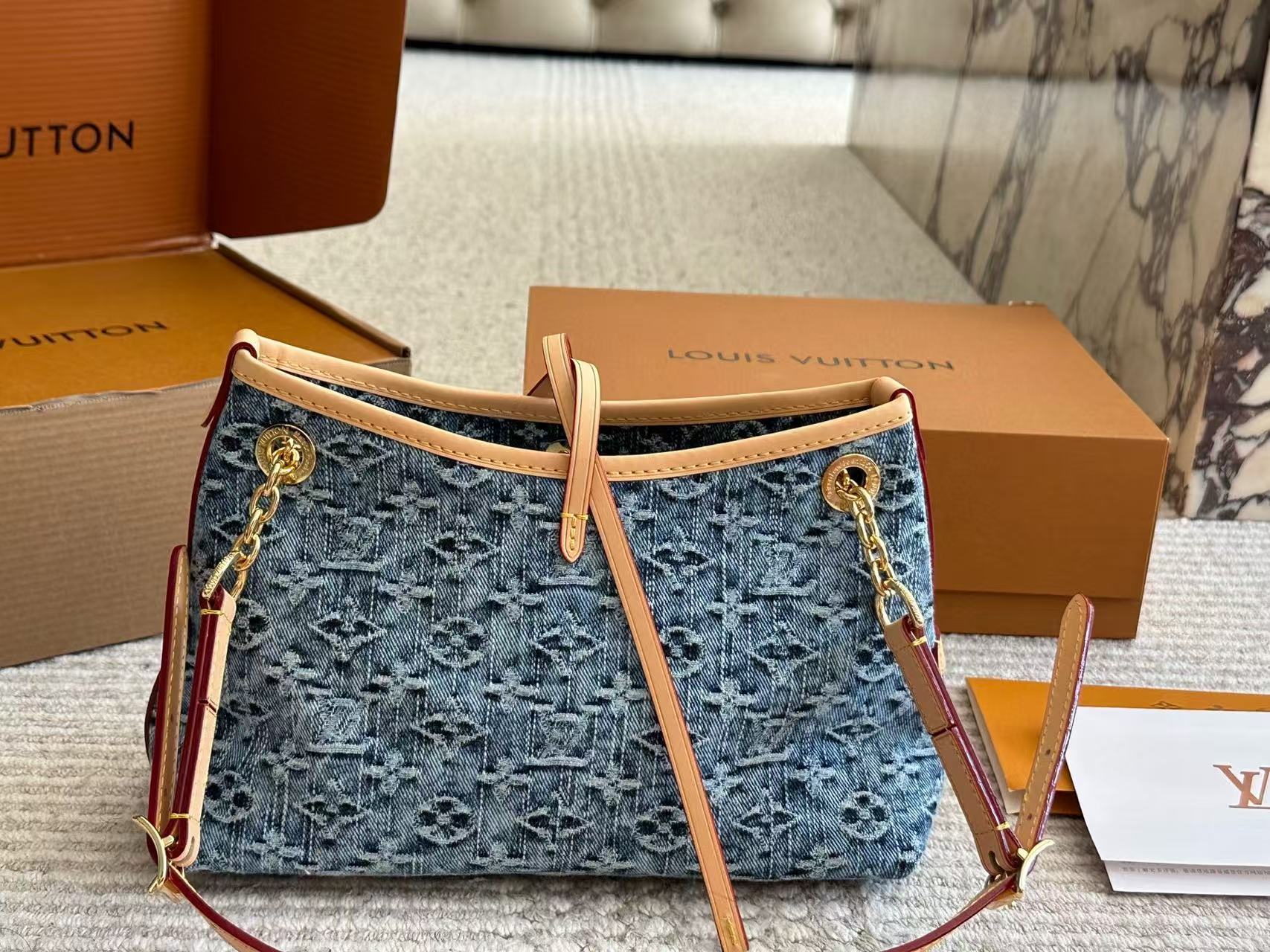 LV デニムチェーン アンダーアームバッグ【 50%割引+送料無料】