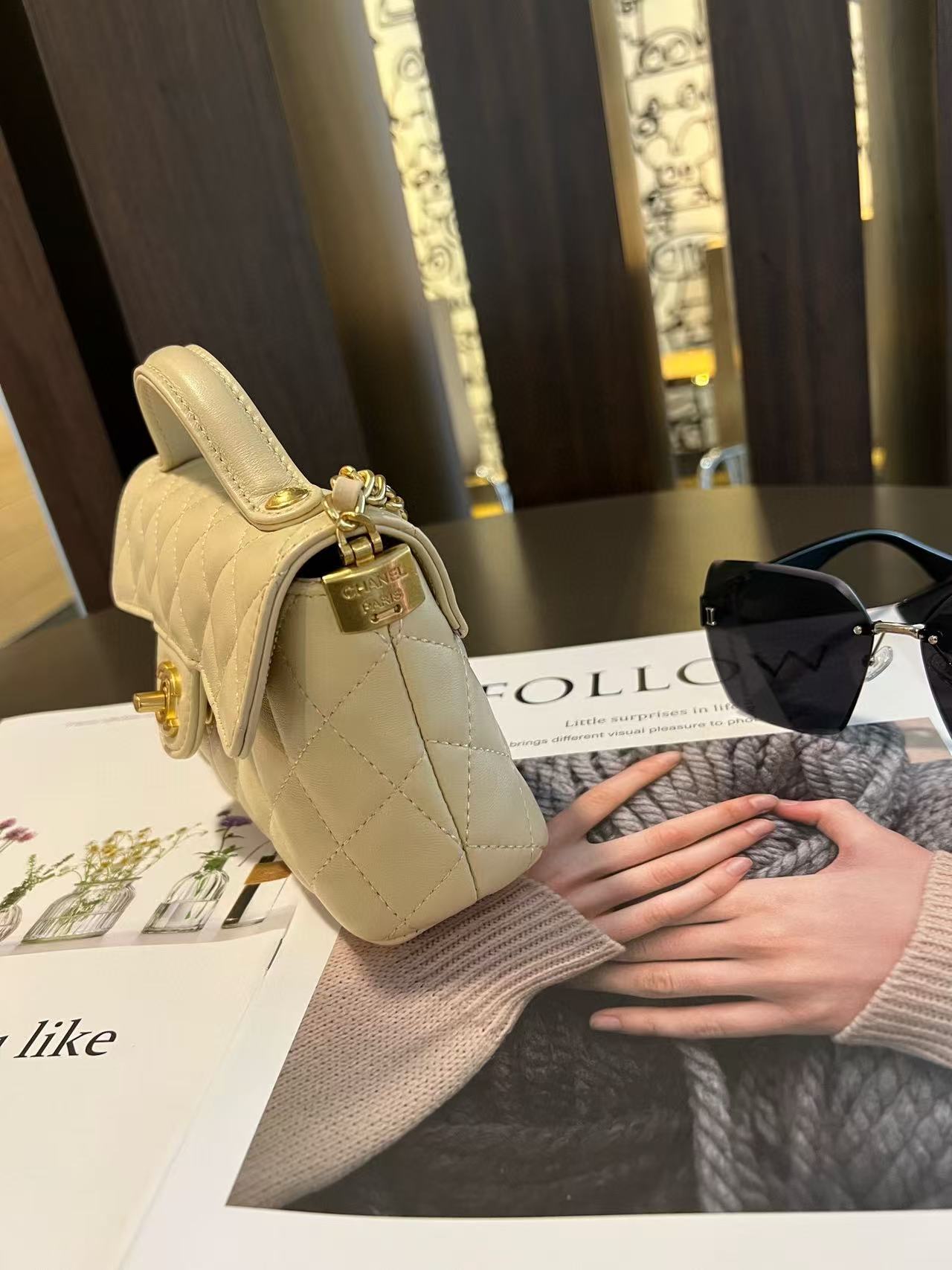 CHANE1 Kelly3Dロゴチェーンバッグ【 50％割引+送料無料】