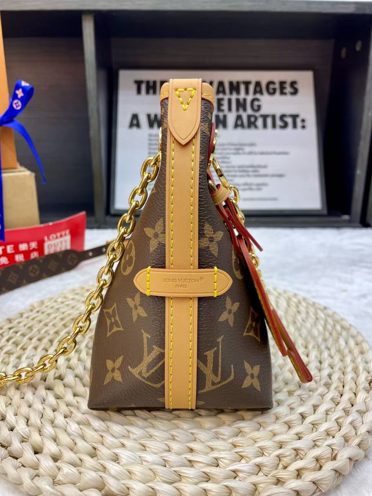 LV CarryAll BBチェーン老眼バッグ【 50％割引+送料無料】