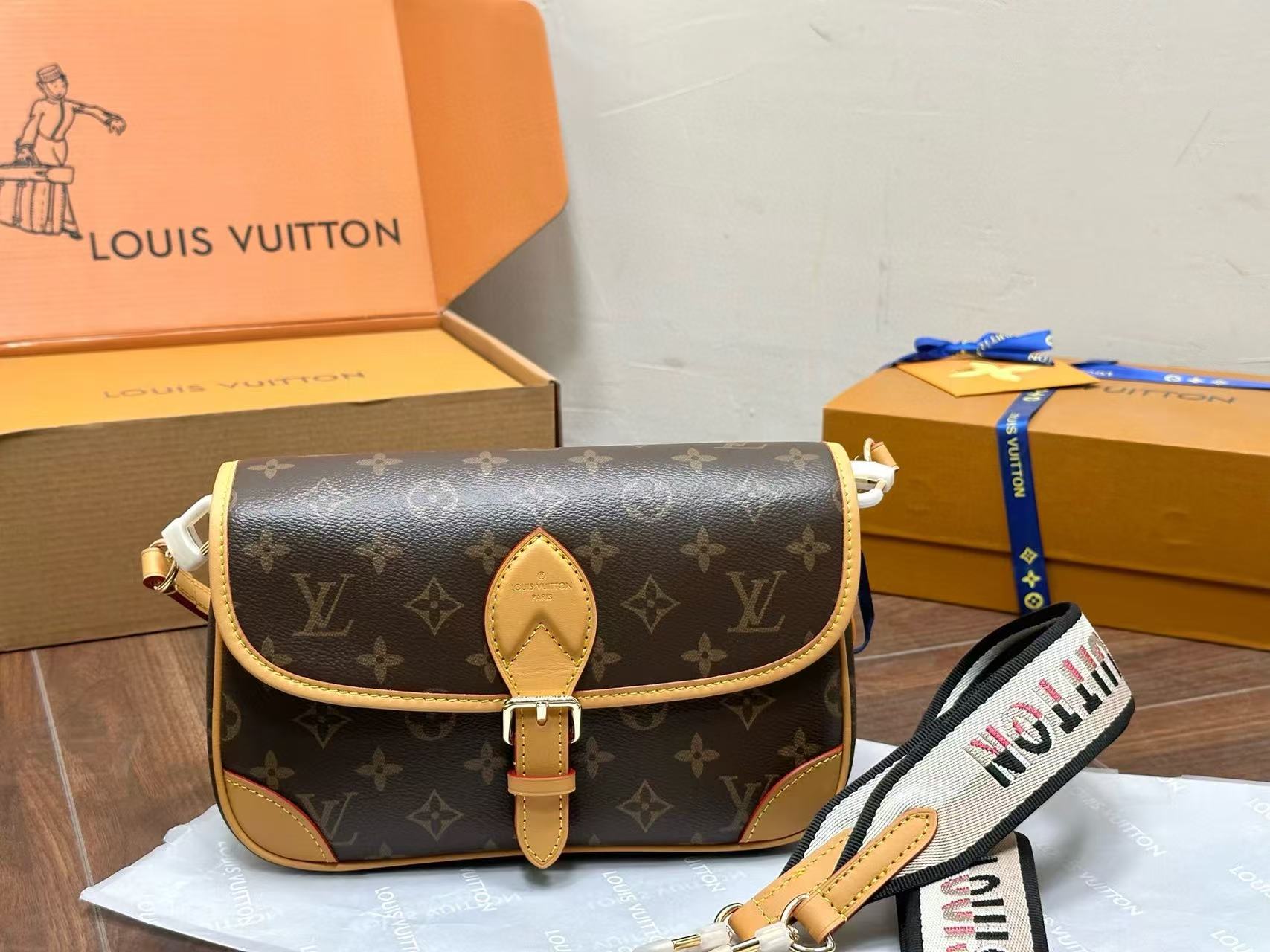 LV Diane脇の下のバッグ【 50％割引+送料無料】