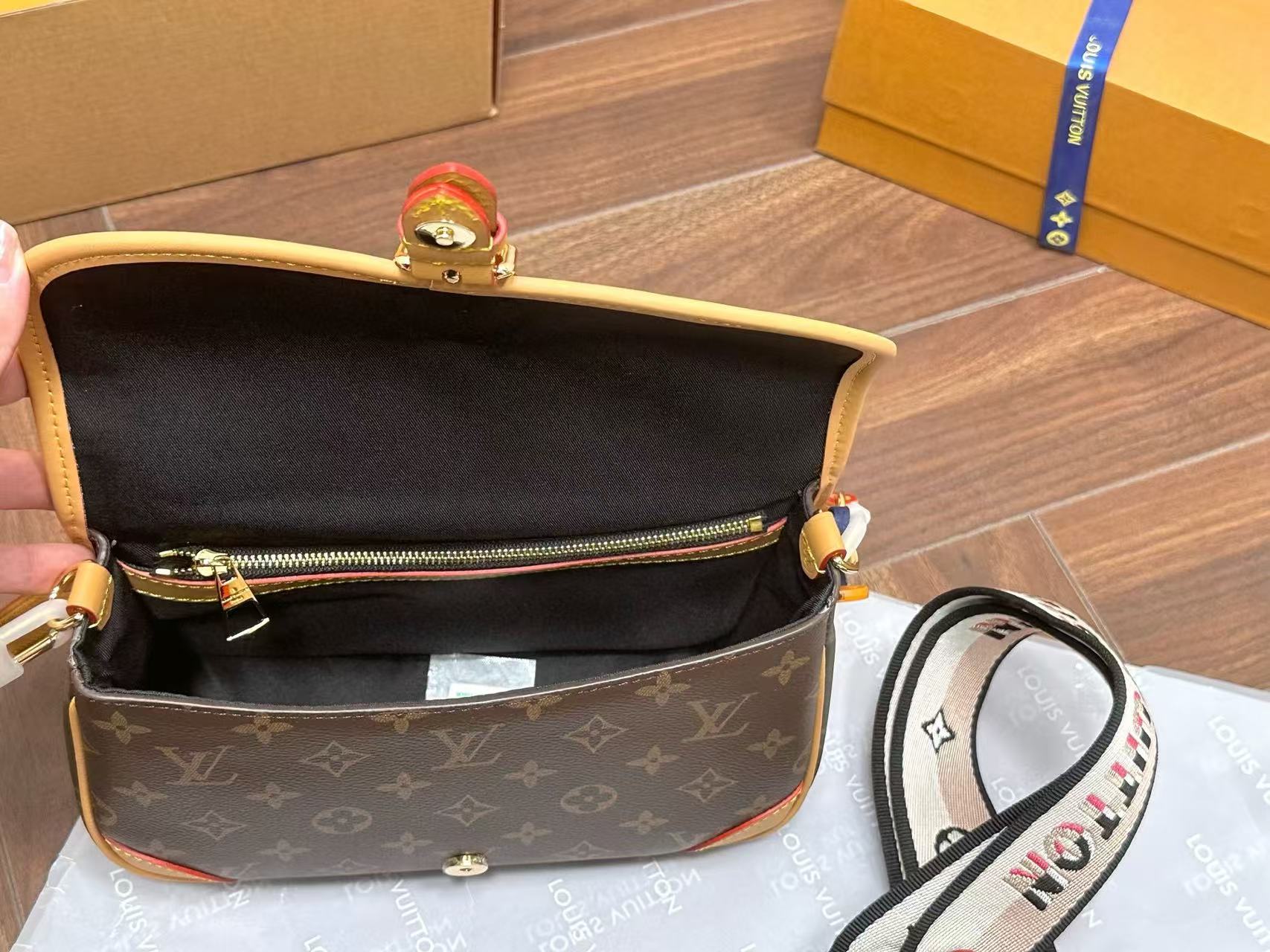 LV Diane脇の下のバッグ【 50％割引+送料無料】