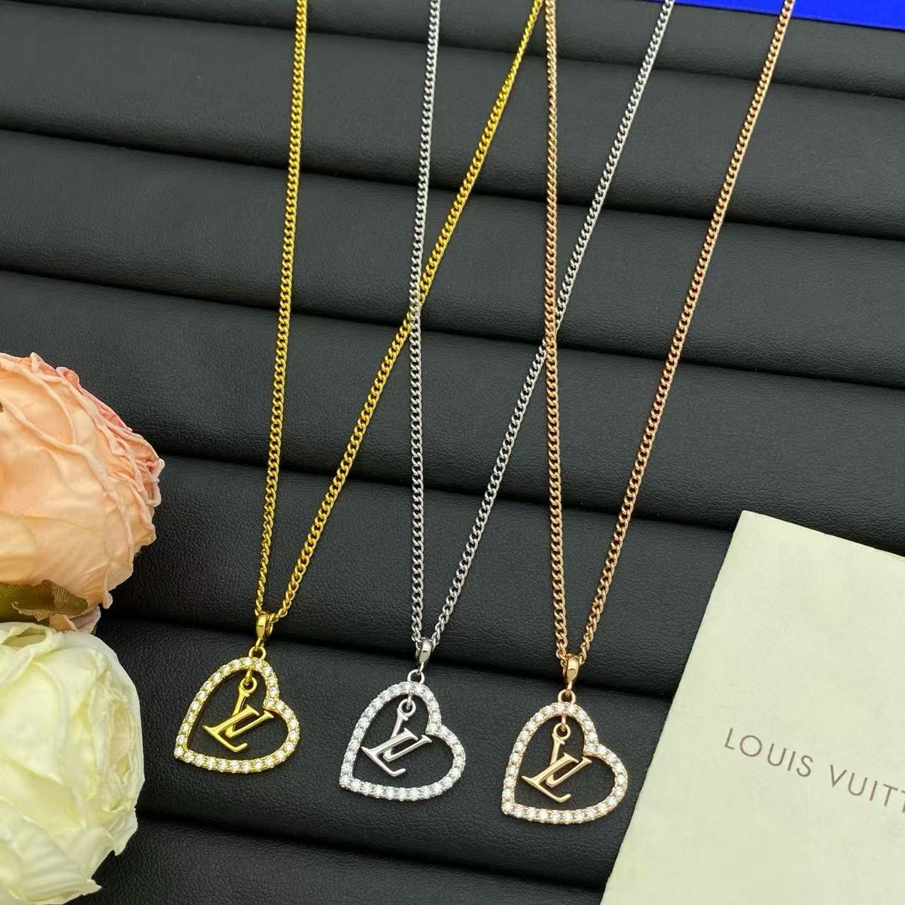 LV ハート型ダイヤモンドネックレス【 50％割引+送料無料】