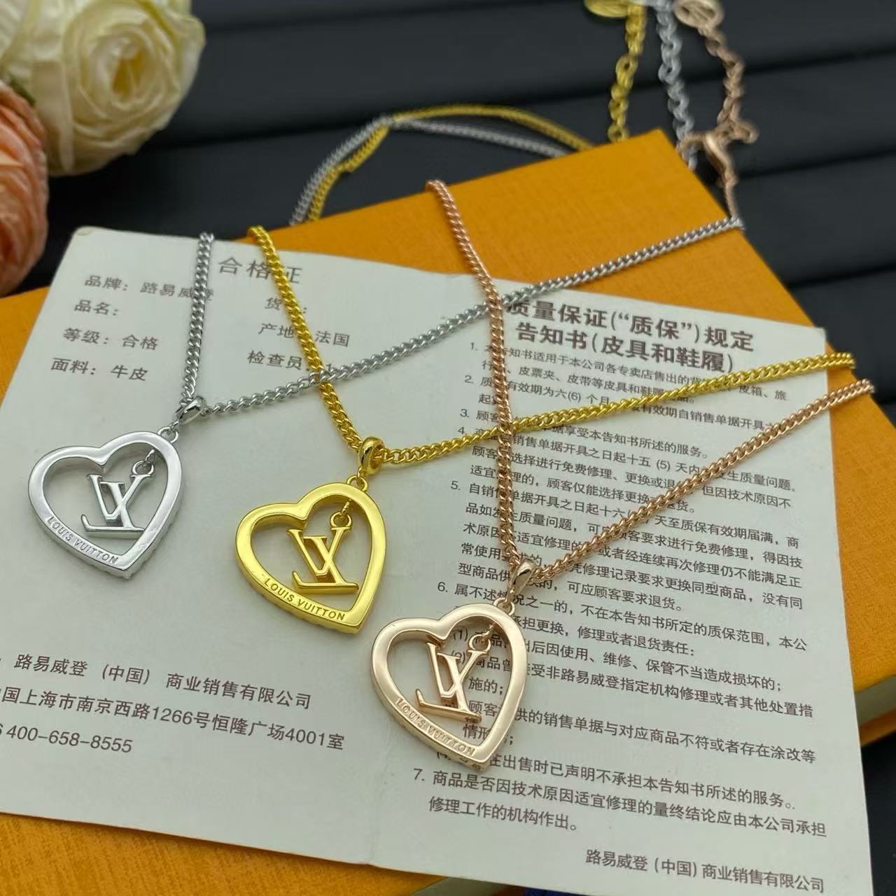 LV ハート型ダイヤモンドネックレス【 50％割引+送料無料】