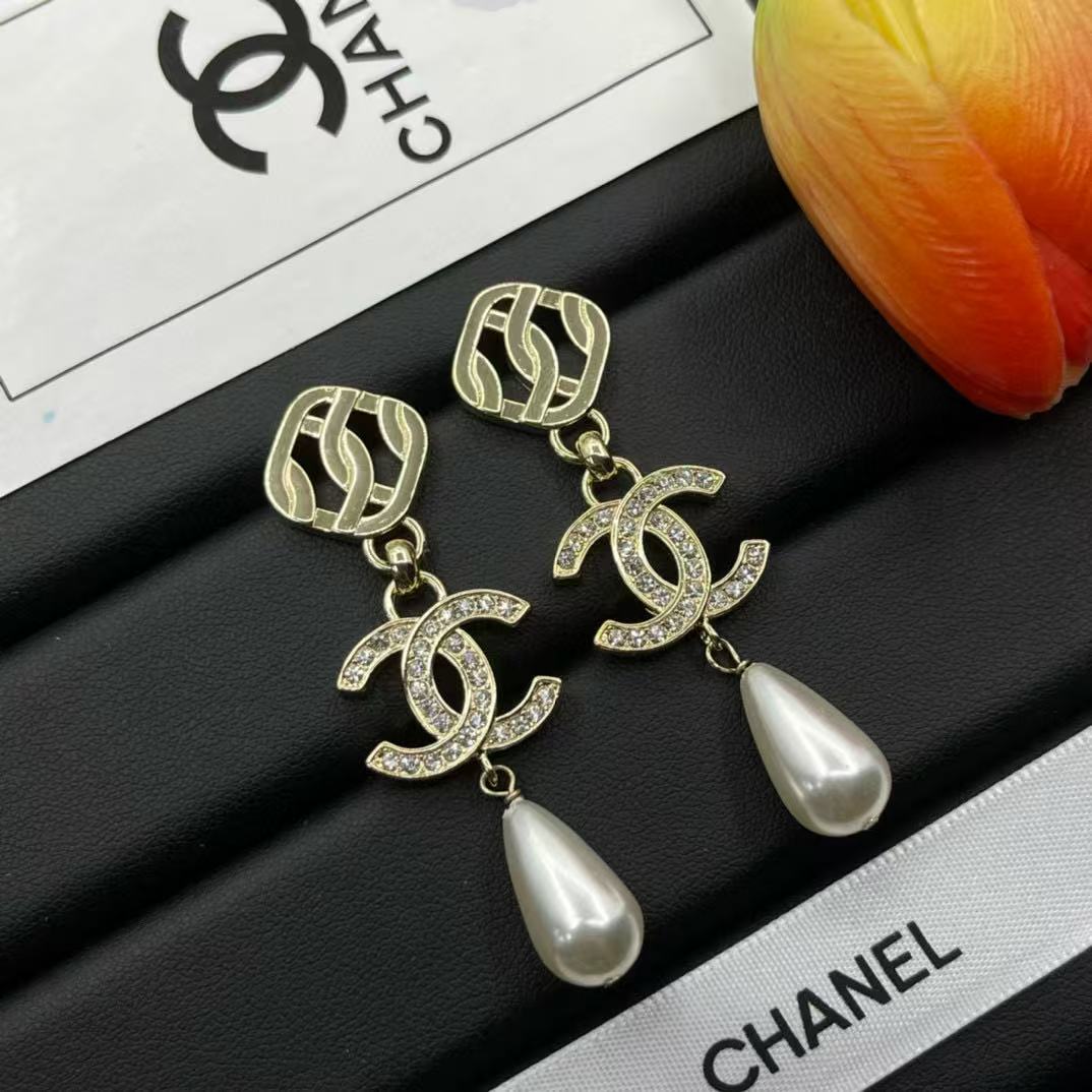 CHANE1 パール＆ダイヤモンド スタッドピアス【 50％割引+送料無料】