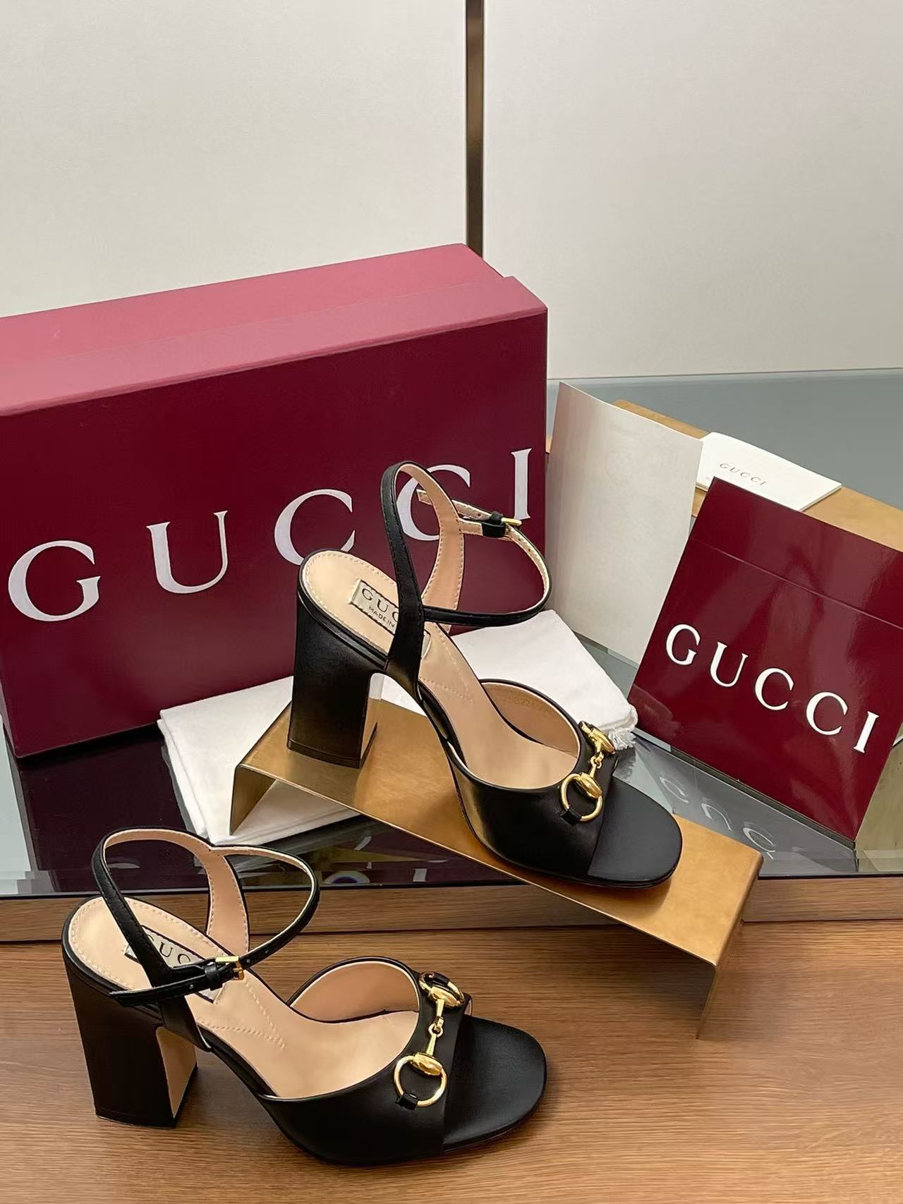 GUCC1 高品質チャンキーハイヒールサンダル【50％割引+送料無料】