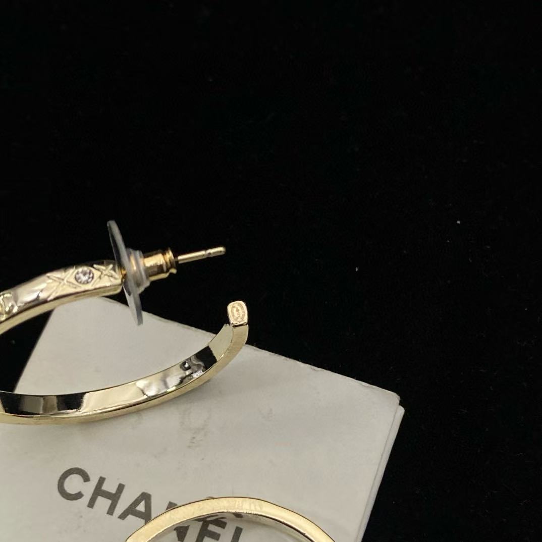CHANE1 ダブルCイヤリング【 50%割引+送料無料】