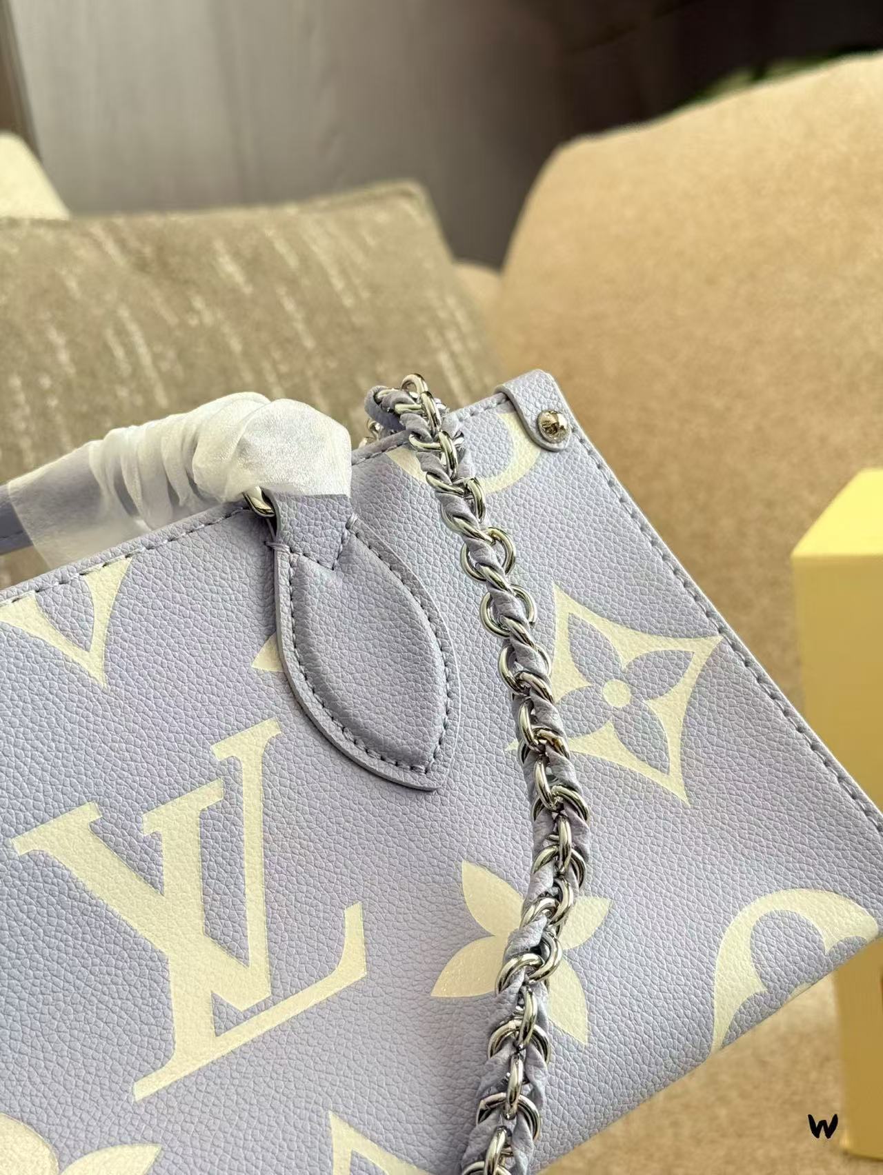 LV パープルチェーンハンドバッグ【 50%割引+送料無料】
