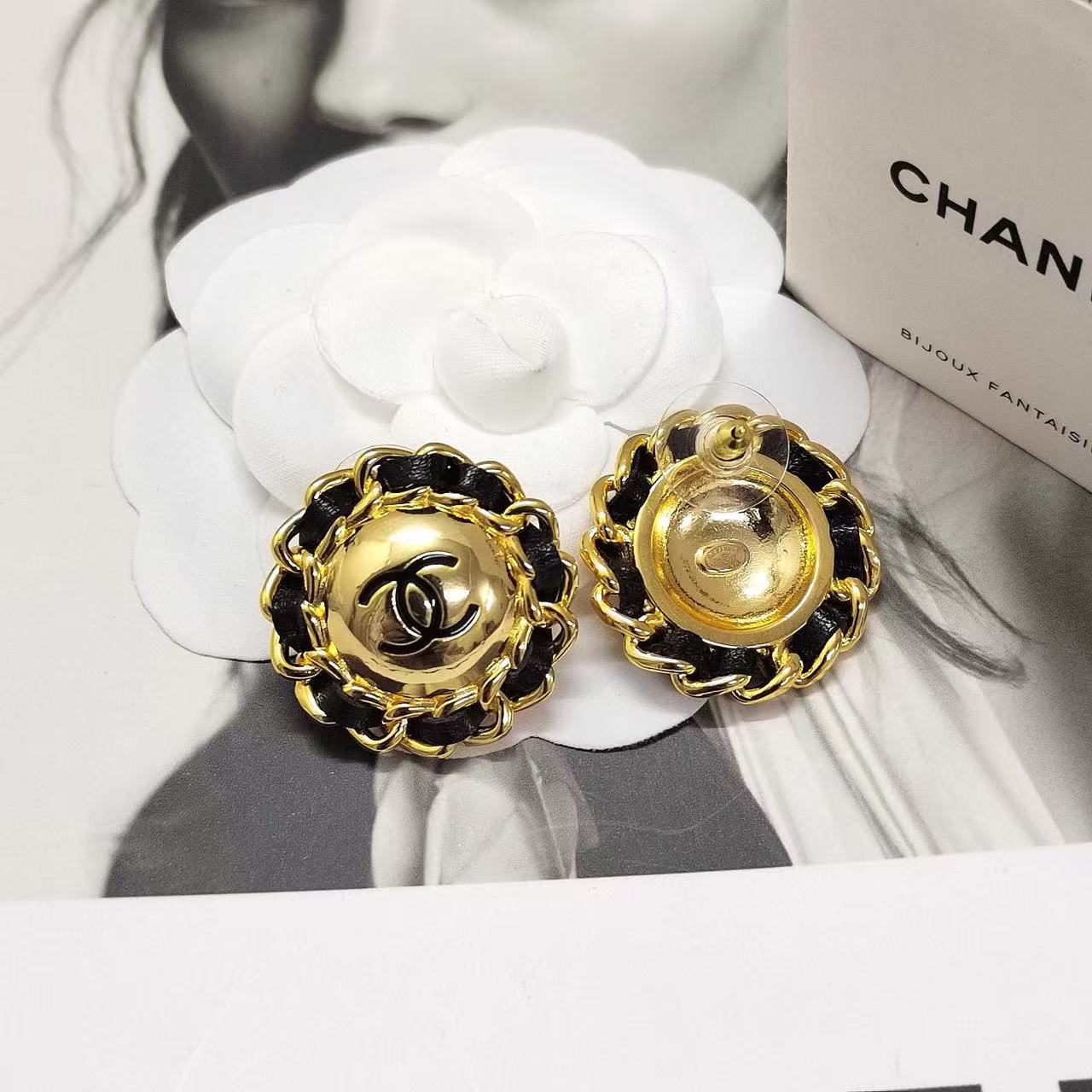 CHANE1 ダブルC ひまわりイヤリング【 50％割引+送料無料】