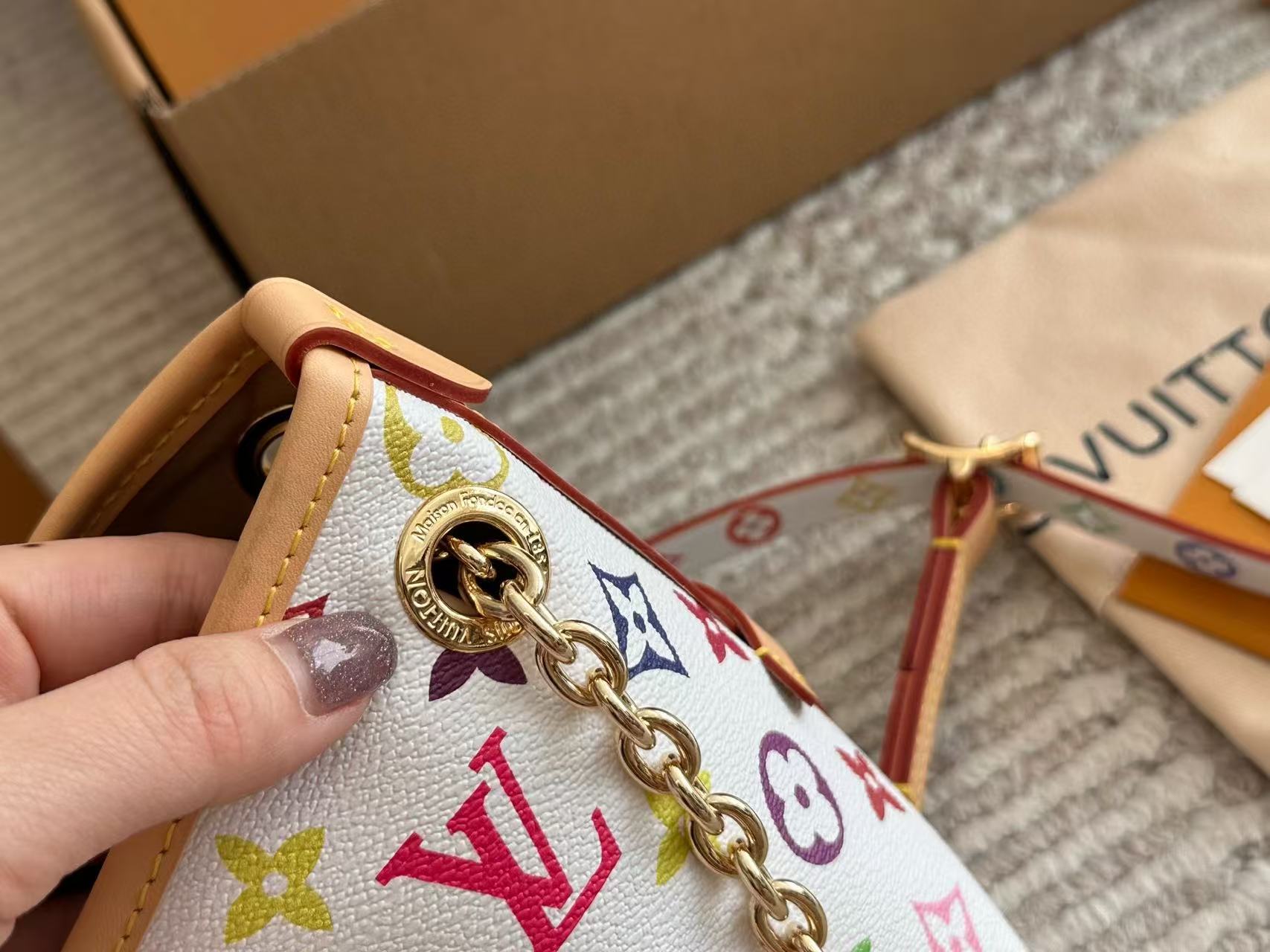 LV carryall bbチェーンバッグ【 50％割引+送料無料】