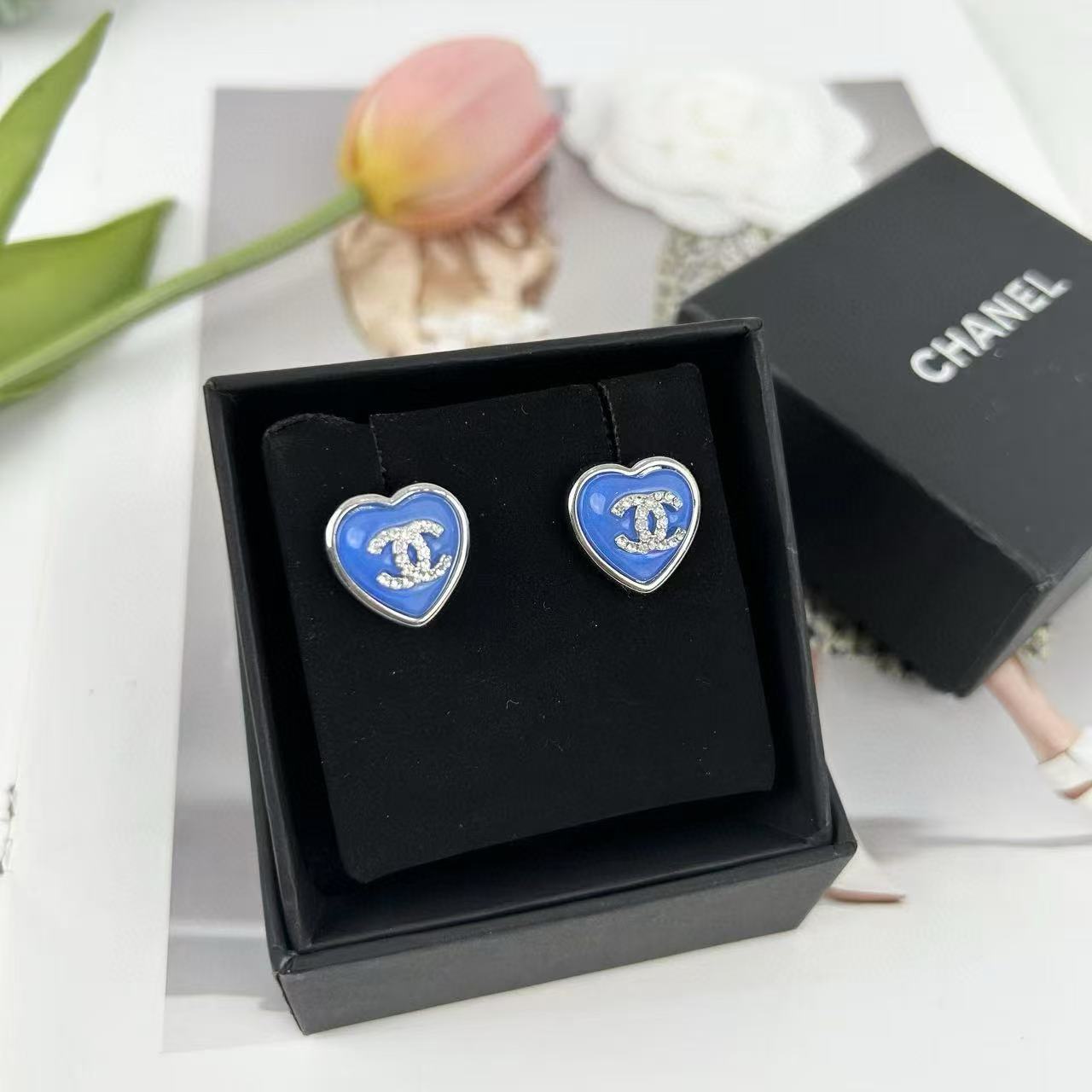 CHANE1 ブルーハートイヤリング【 50％割引+送料無料】
