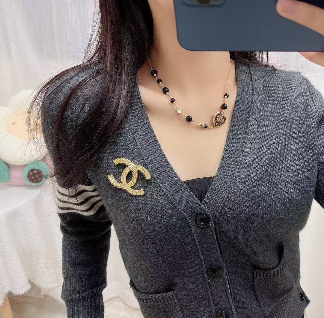 CHANE1 ダブルCブローチ【 50％割引+送料無料】