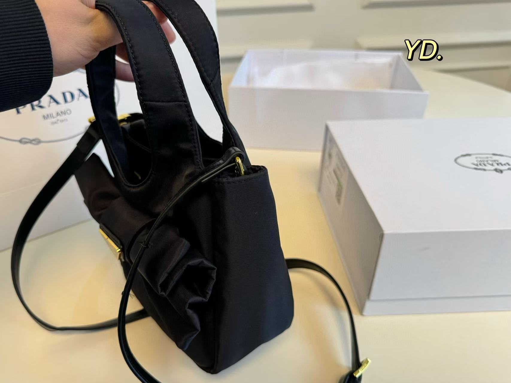 PR4DA ボウハンドバッグ【50％割引+送料無料】