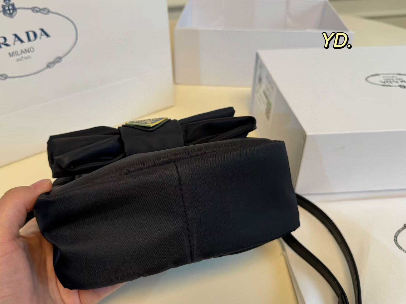 PR4DA ボウハンドバッグ【50％割引+送料無料】