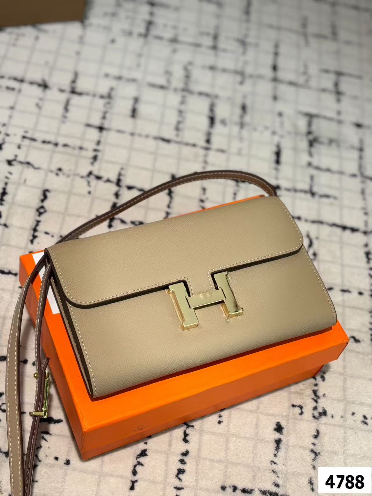 HERME5 Hバックルクロスボディバッグ【50％割引+送料無料】