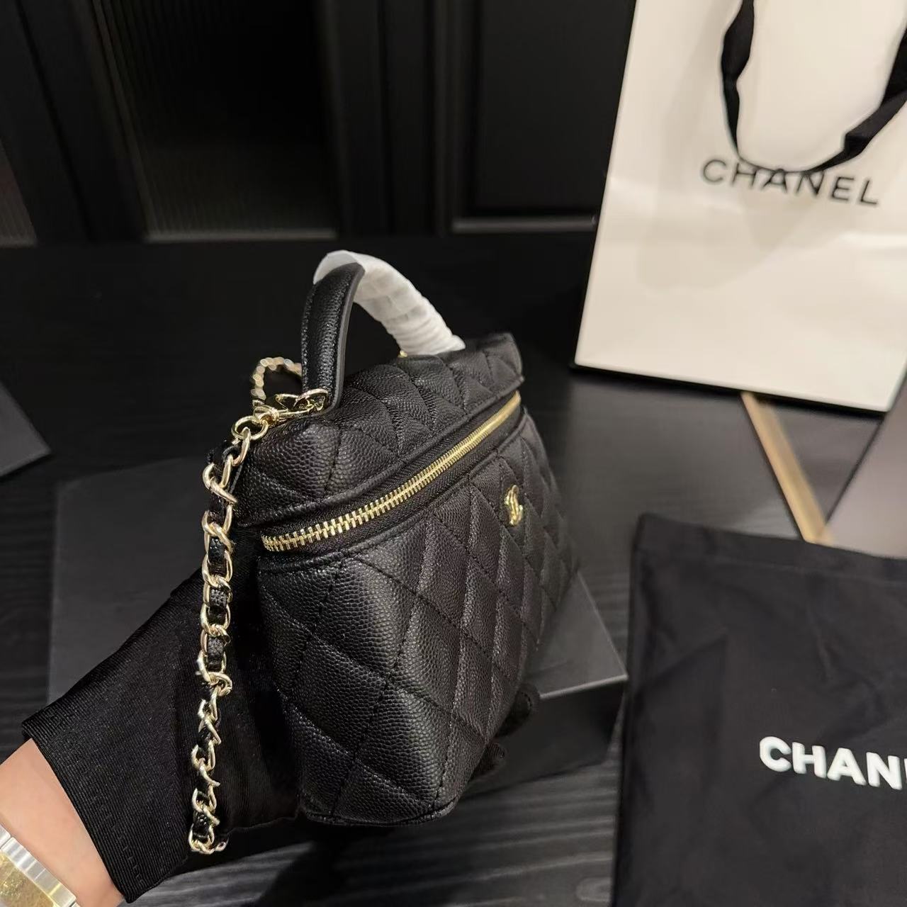 CHANE1 牛革キャビアチェーンバッグ【50％割引+送料無料】