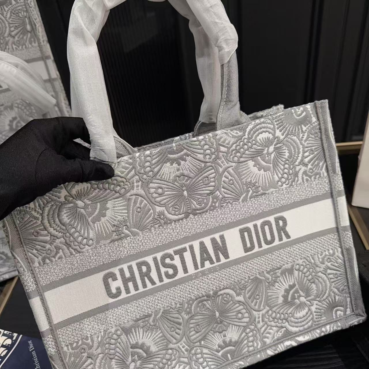 DI0R 刺繍入りグレーショッピングバッグ【50%割引+送料無料】