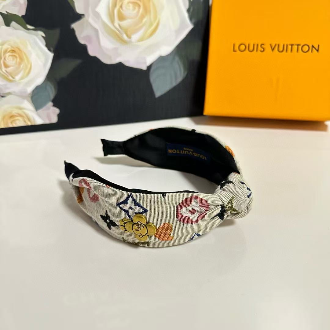 LV 四つ葉のクローバー ヘッドバンド【 50％割引+送料無料】