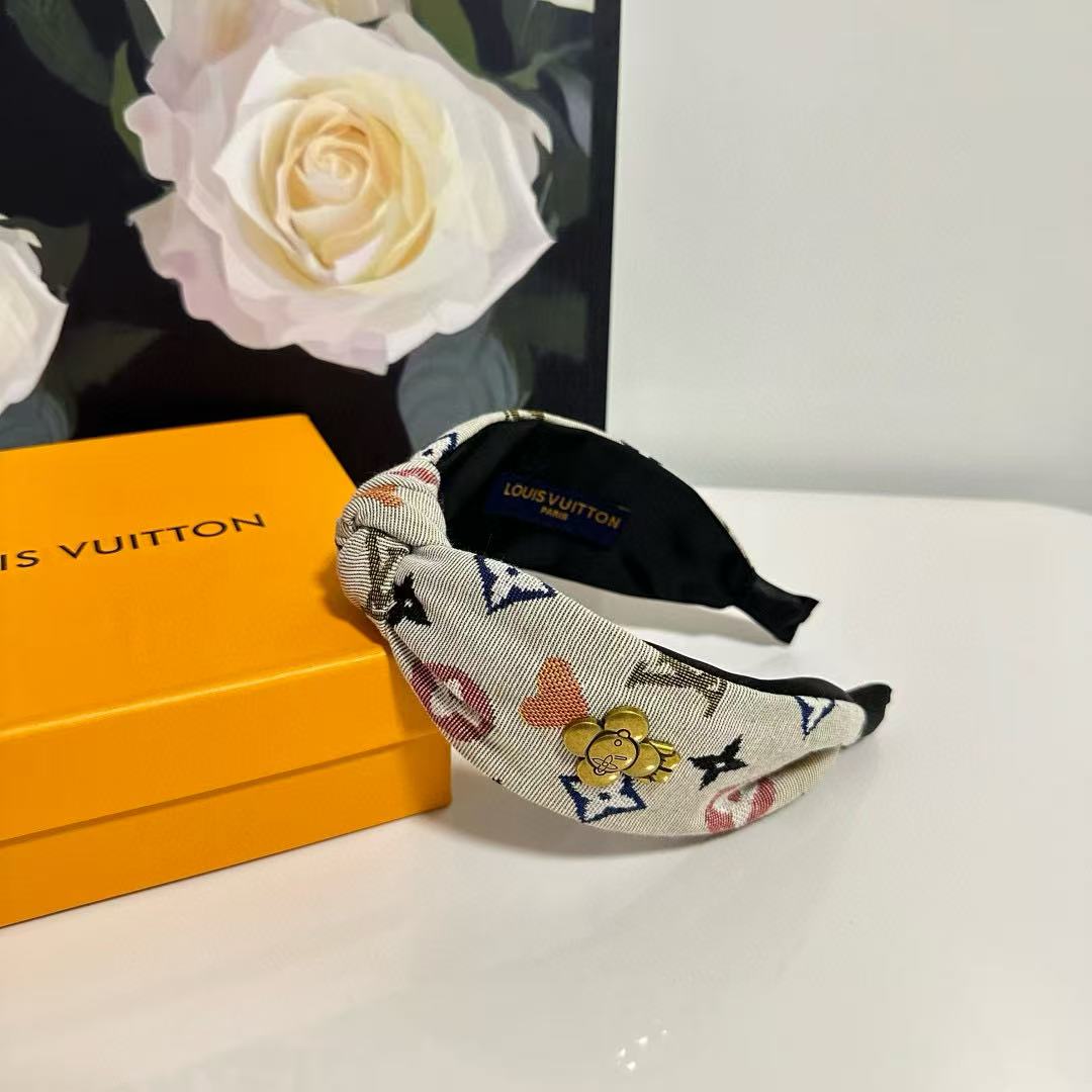 LV 四つ葉のクローバー ヘッドバンド【 50％割引+送料無料】