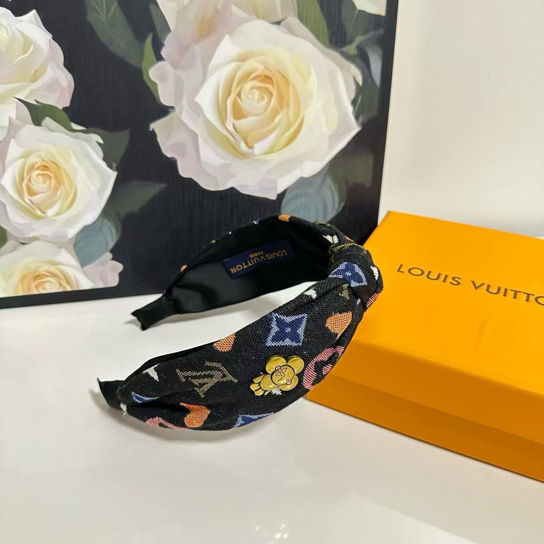 LV 四つ葉のクローバー ヘッドバンド【 50％割引+送料無料】