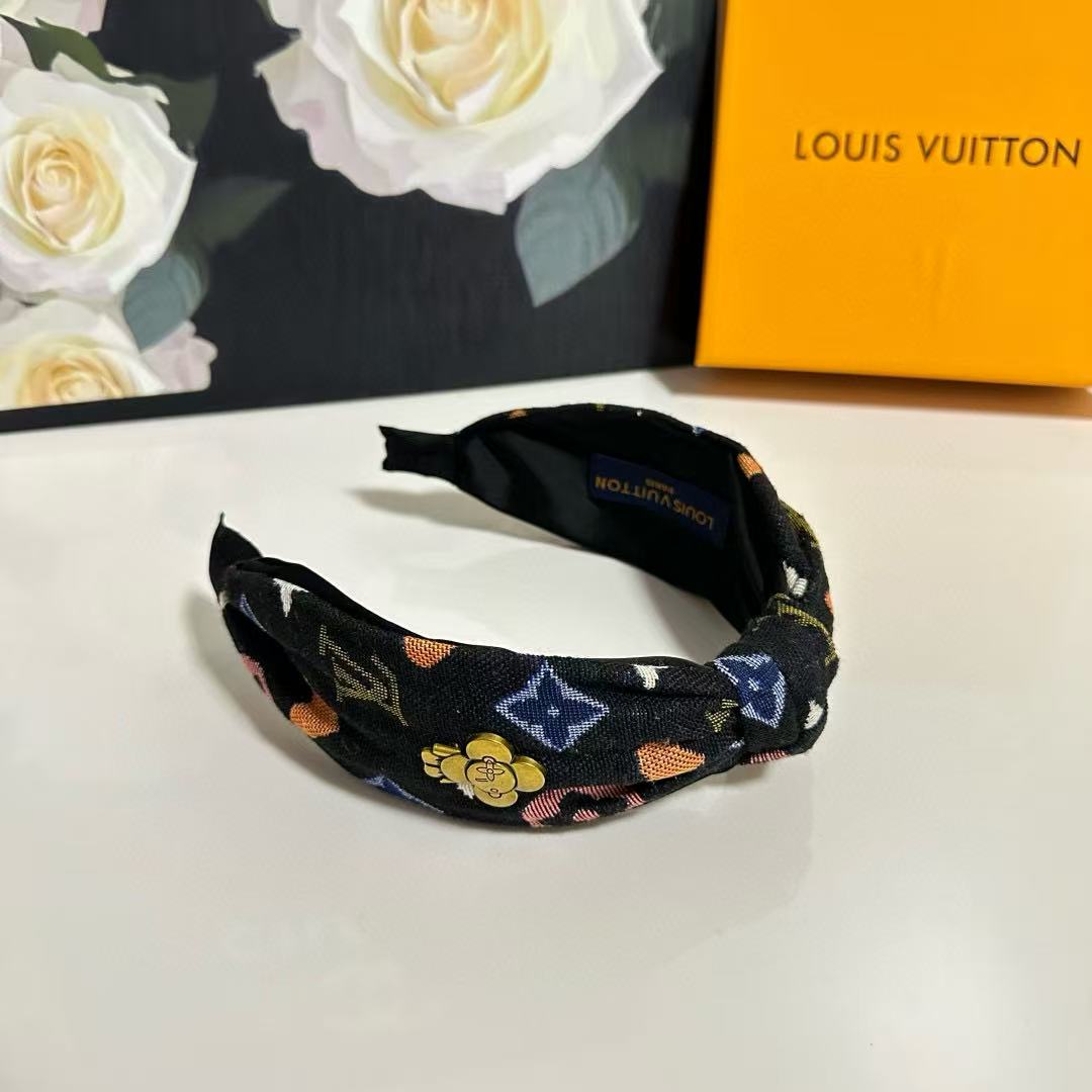 LV 四つ葉のクローバー ヘッドバンド【 50％割引+送料無料】