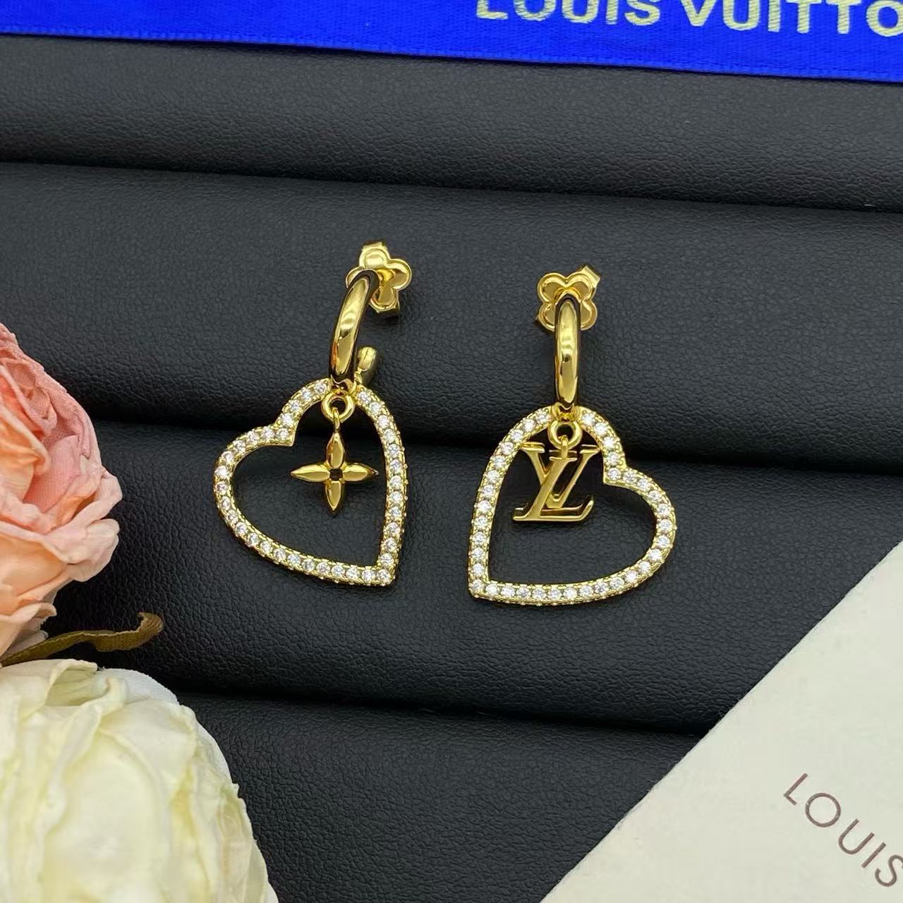 LV ハート型ダイヤモンドイヤリング【 50%割引+送料無料】