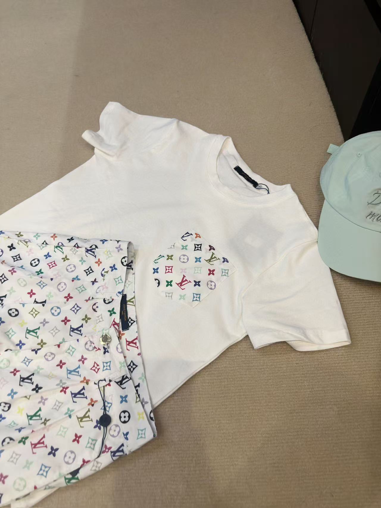 LVポケットTシャツ+パンツのツーピースセット【50％割引+送料無料】