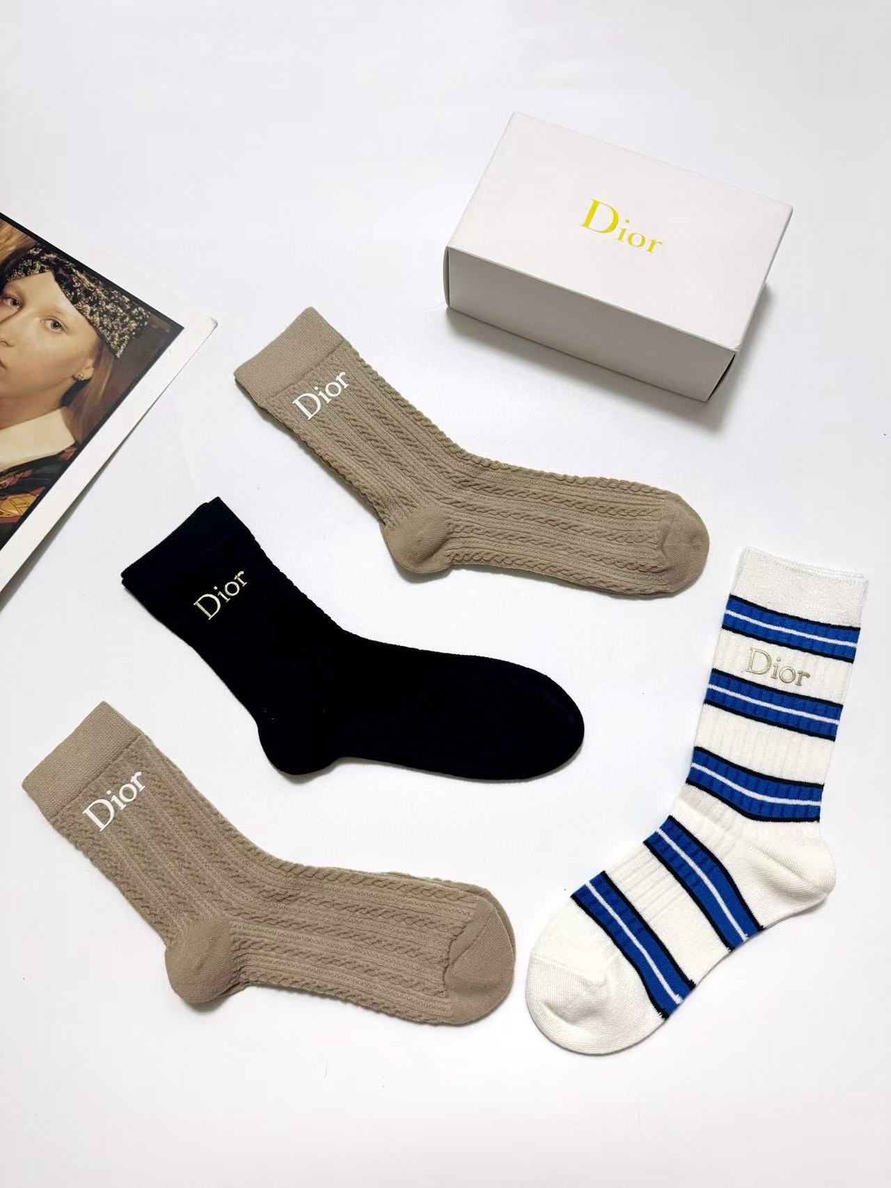 DI0Rクラシックロゴソックス4足組【 50％割引+送料無料】