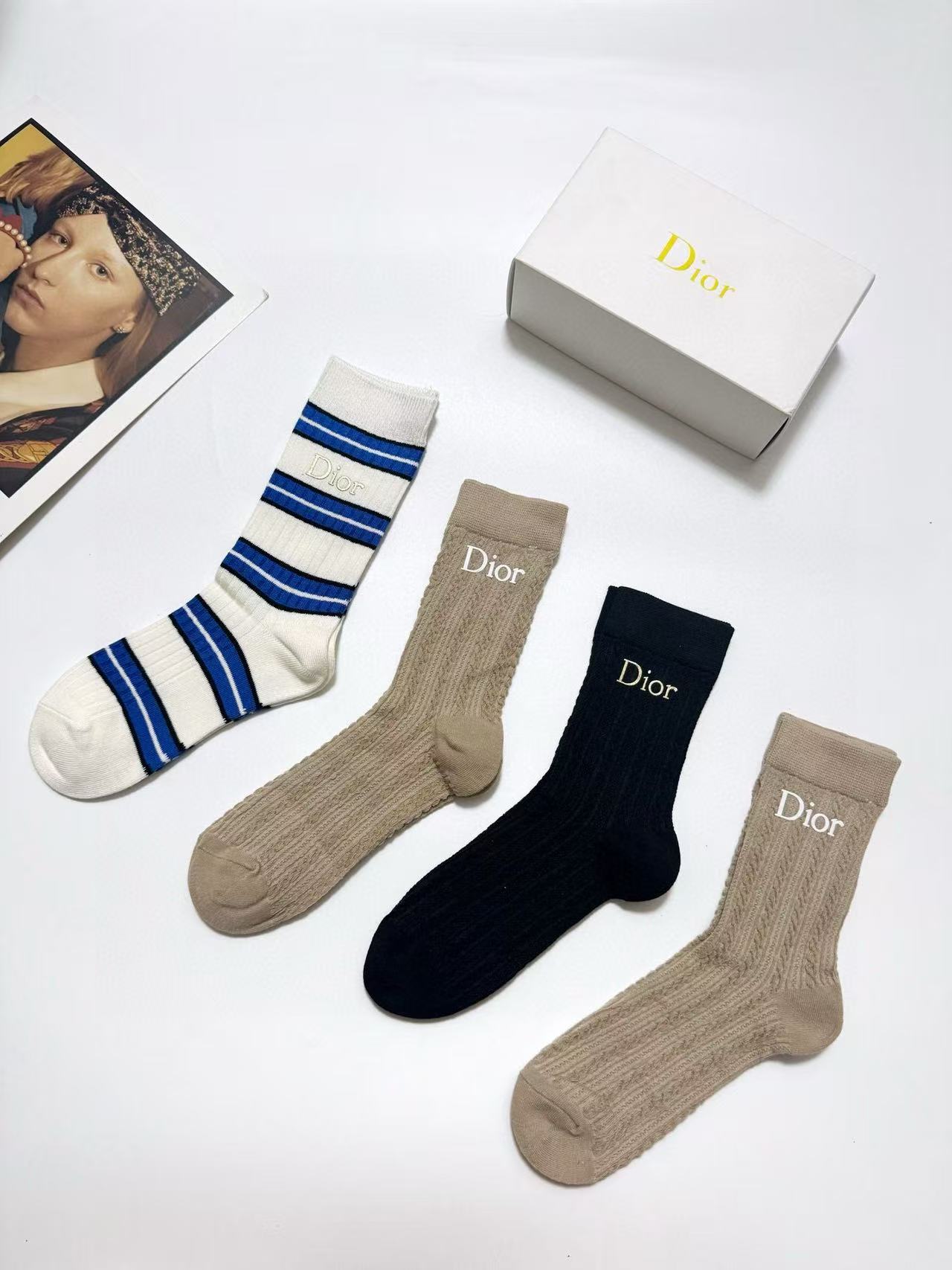 DI0Rクラシックロゴソックス4足組【 50％割引+送料無料】