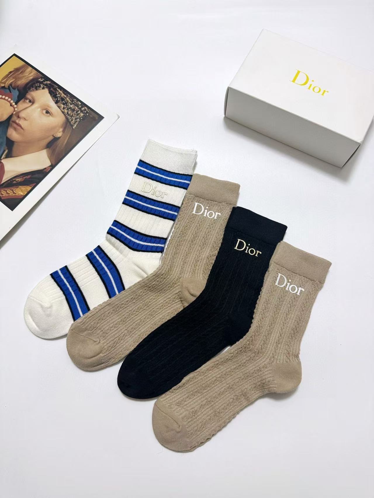 DI0Rクラシックロゴソックス4足組【 50％割引+送料無料】