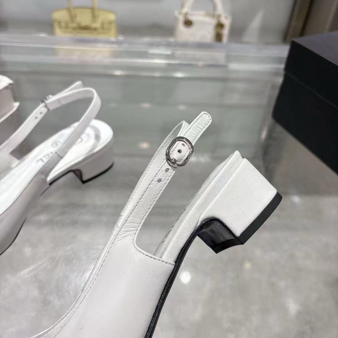 CHANE1 高品質ローヒールサンダル【50％割引+送料無料】