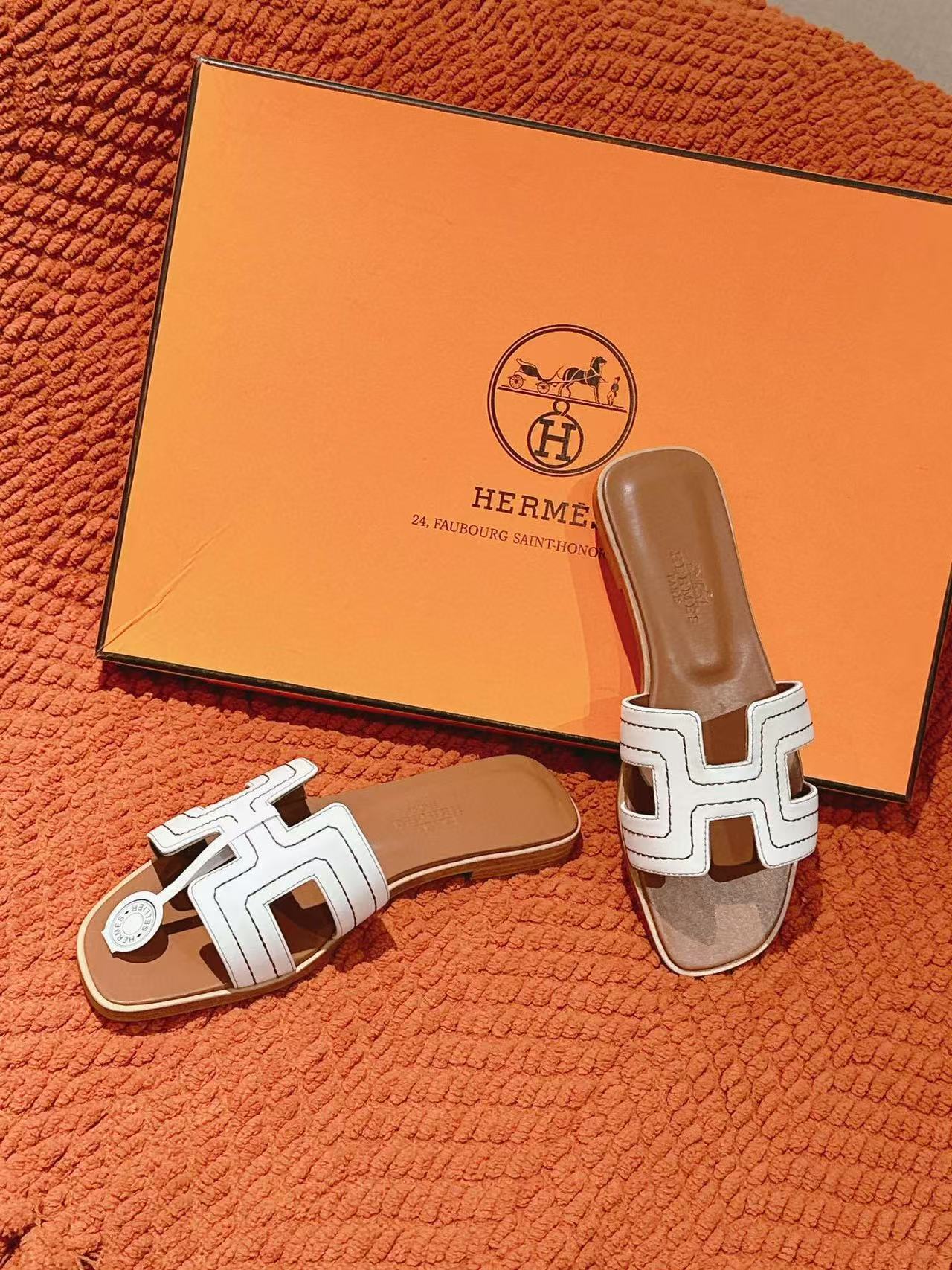 HERME5 高品質レザーHスリッパ【50%割引+送料無料】