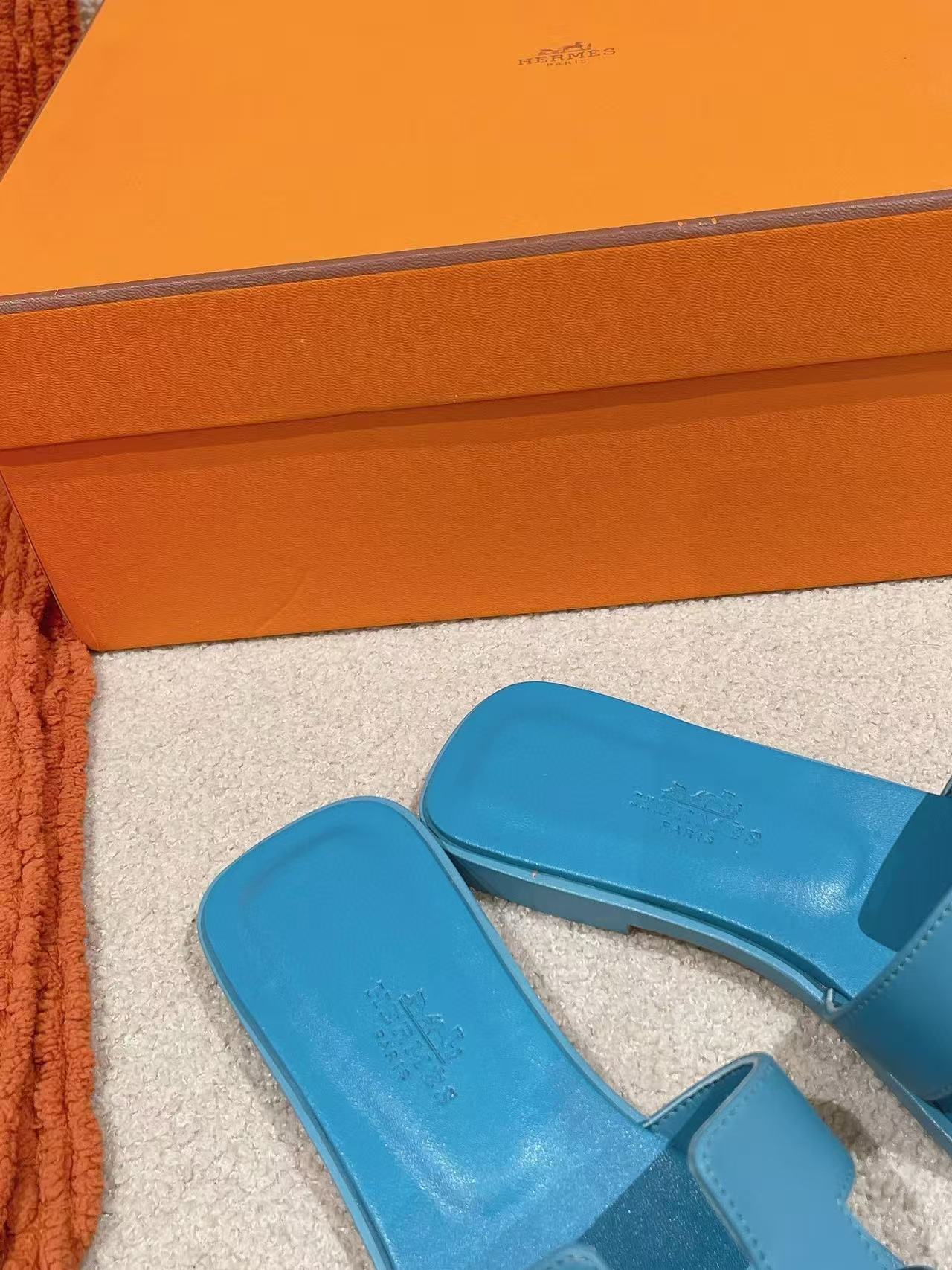 HERME5の高品質シープスキンスリッパ【50％割引+送料無料】