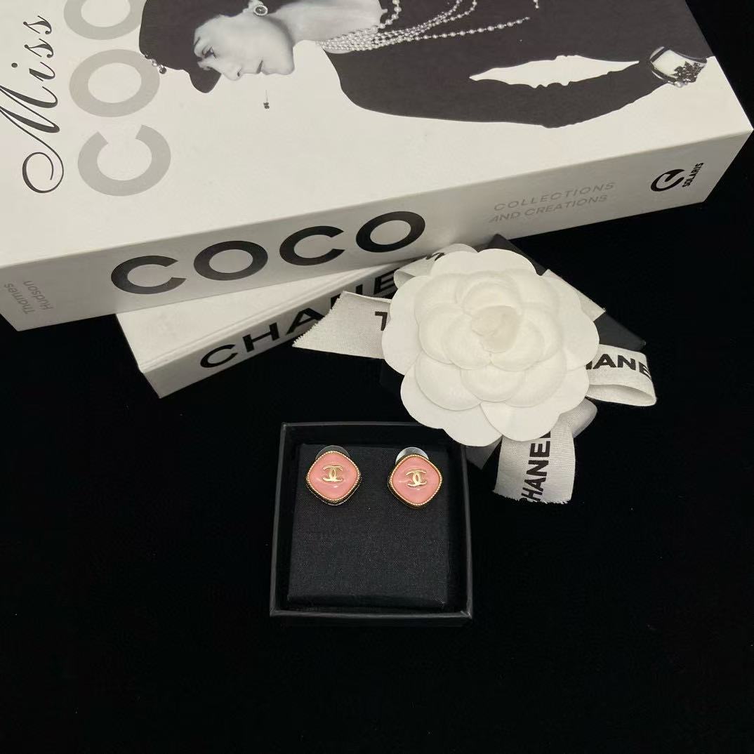 CHANE1 ダブルC ピンクイヤリング【 50%割引+送料無料】