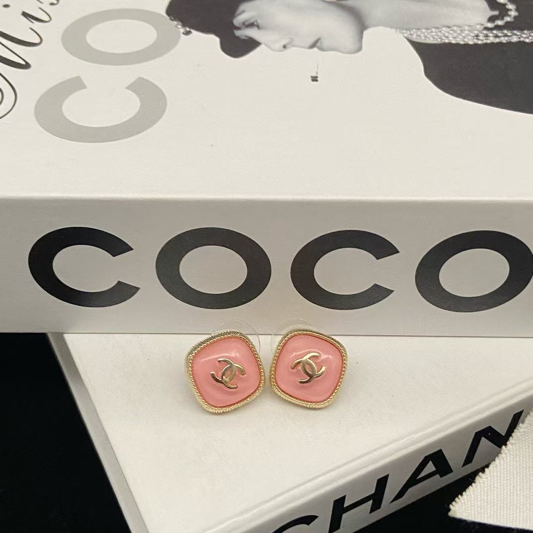 CHANE1 ダブルC ピンクイヤリング【 50%割引+送料無料】