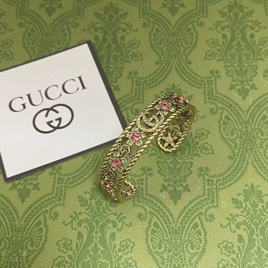 GUCC1 ダブルG フラワー ピンクダイヤモンド ブレスレット【50％割引+送料無料】