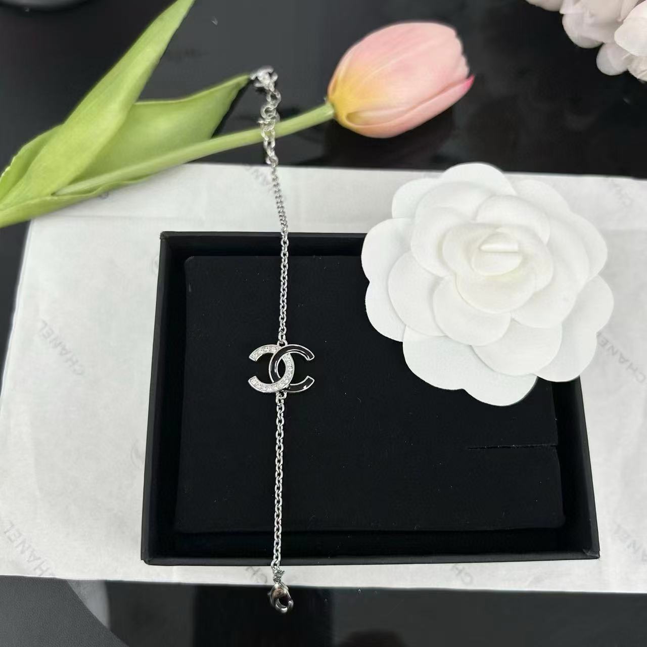 CHANE1 シンプルダブルCブレスレット【 50%割引+送料無料】