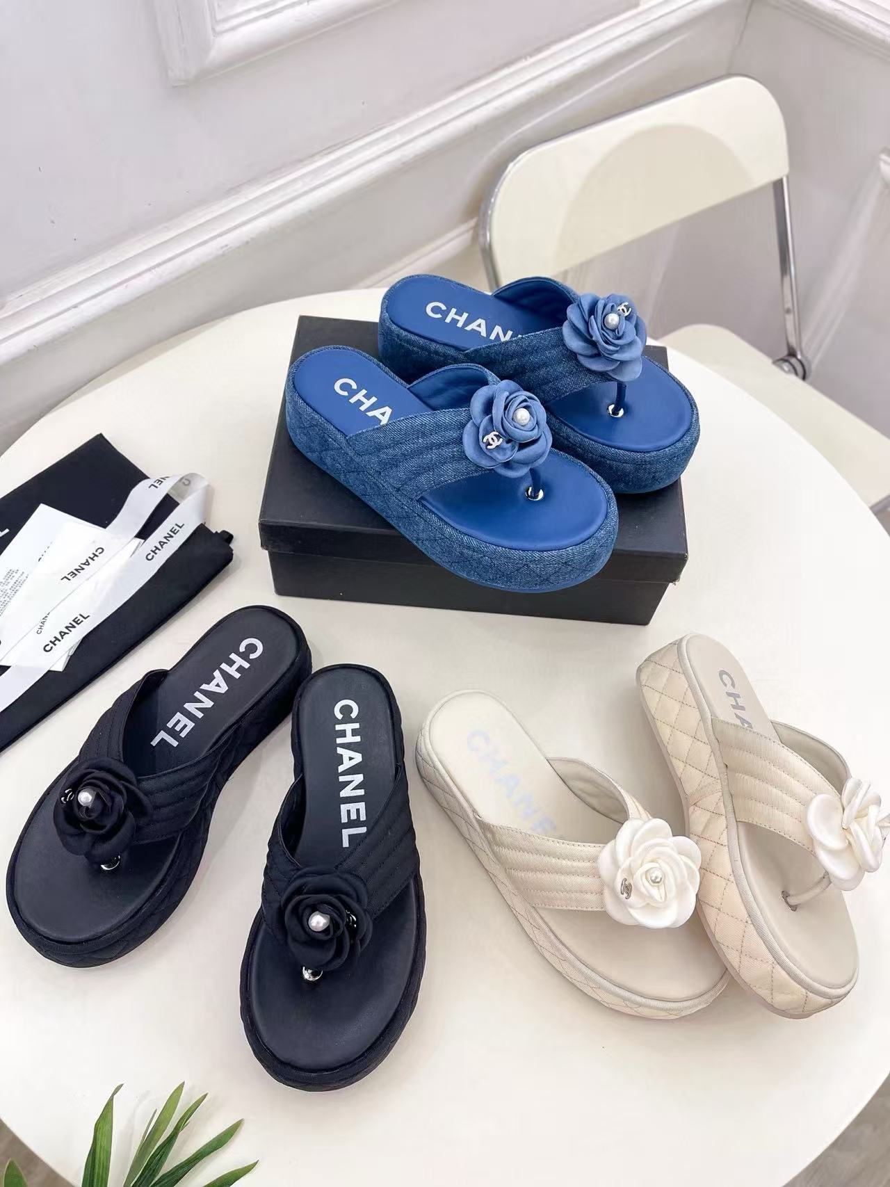CHANE1 高品質カメリアプラットフォームスリッパ【50％割引+送料無料】