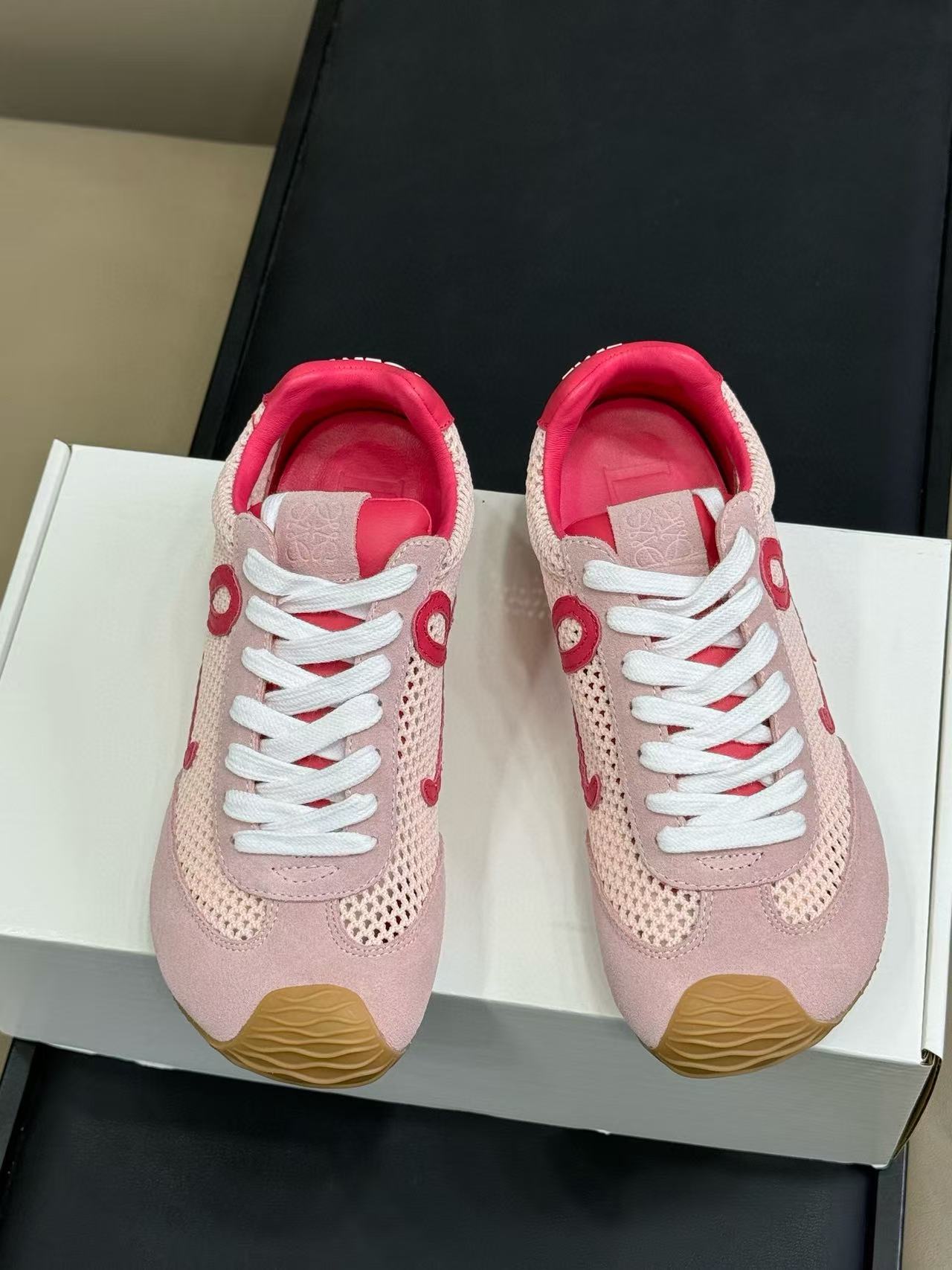 L0WEW 高品質メッシュスポーツシューズ【50%割引+送料無料】