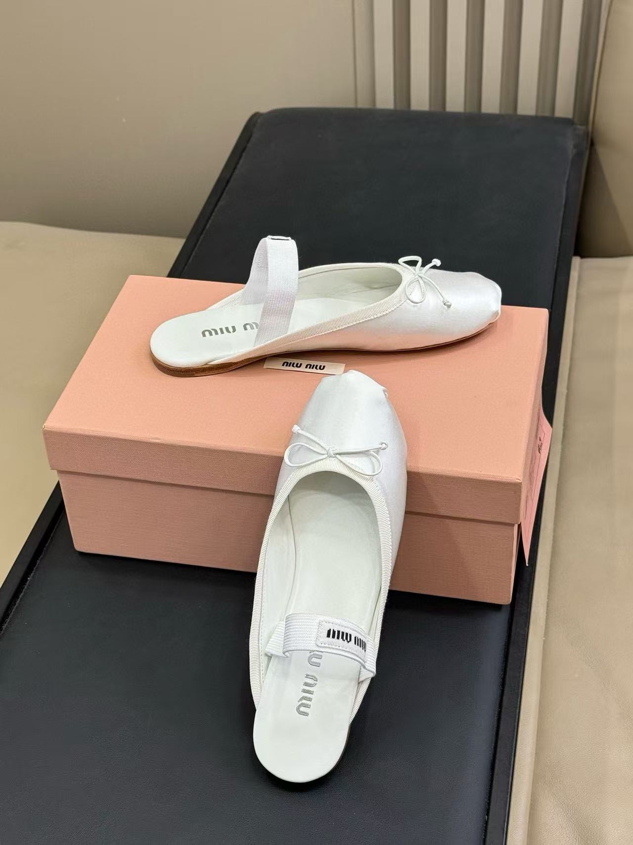 M1UM1U 高品質バレエシューズ ハーフスリッパ【50%割引+送料無料】