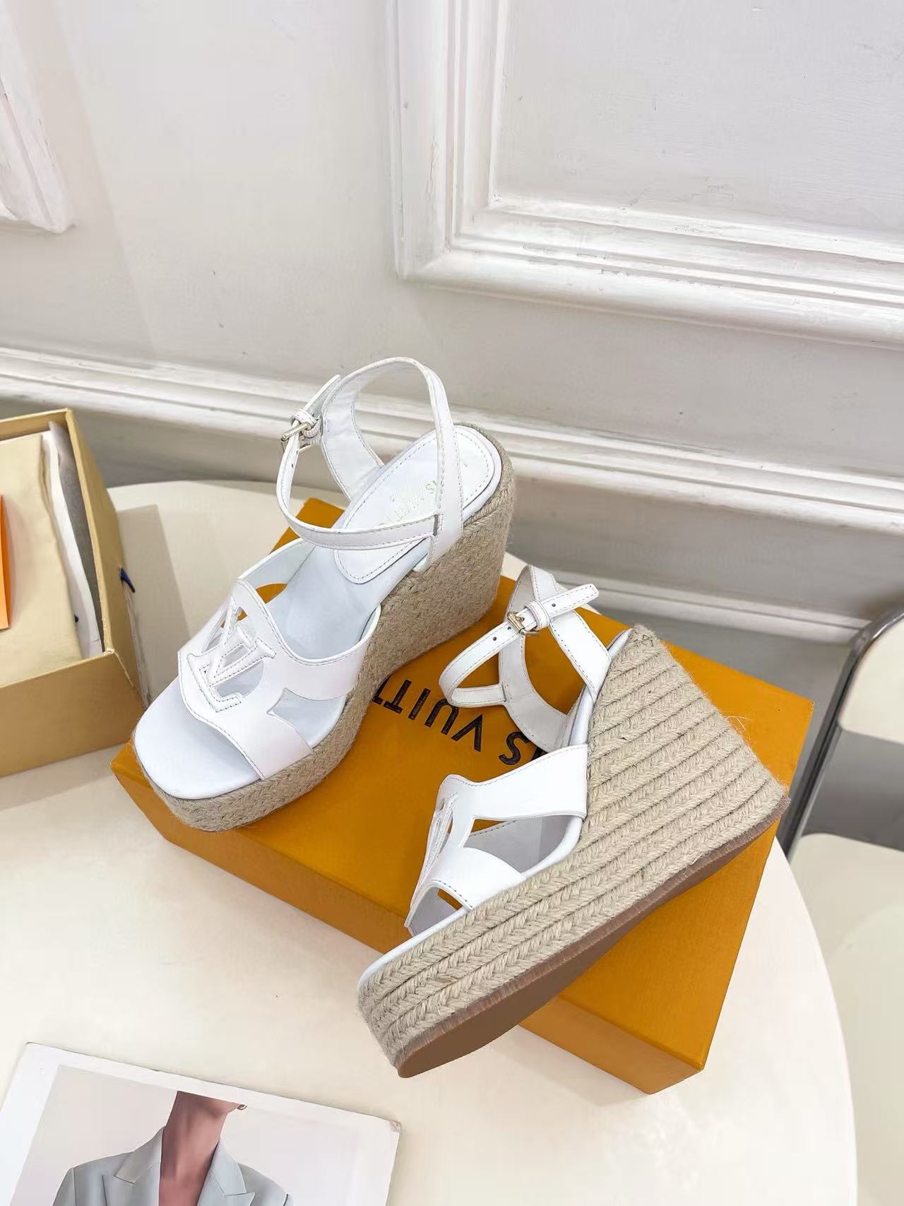 LVの高品質中空麻ロープサンダル【50％割引+送料無料】