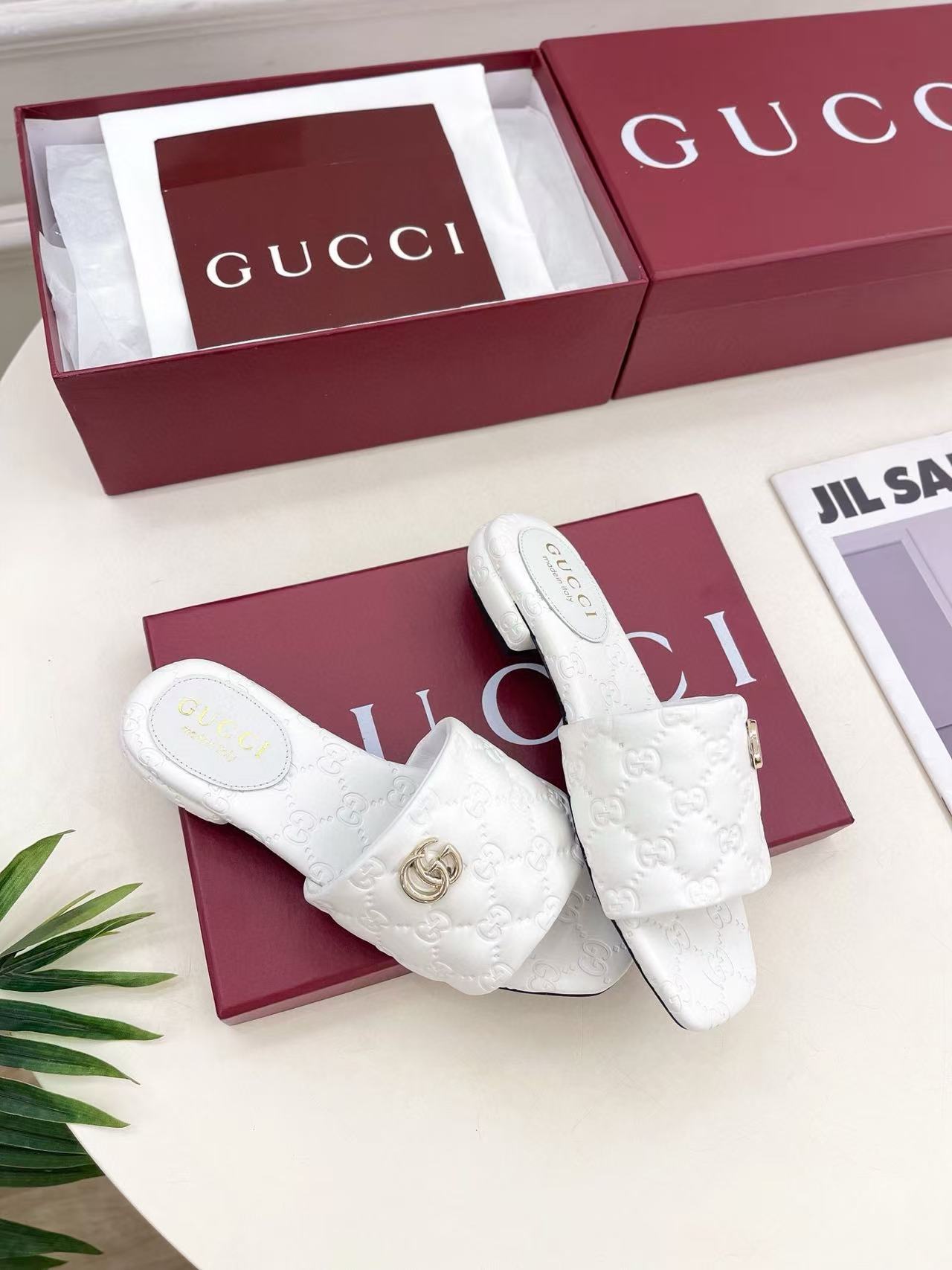 GUCC1 高品質シープスキンエンボスダブルGスリッパ【50％割引+送料無料】