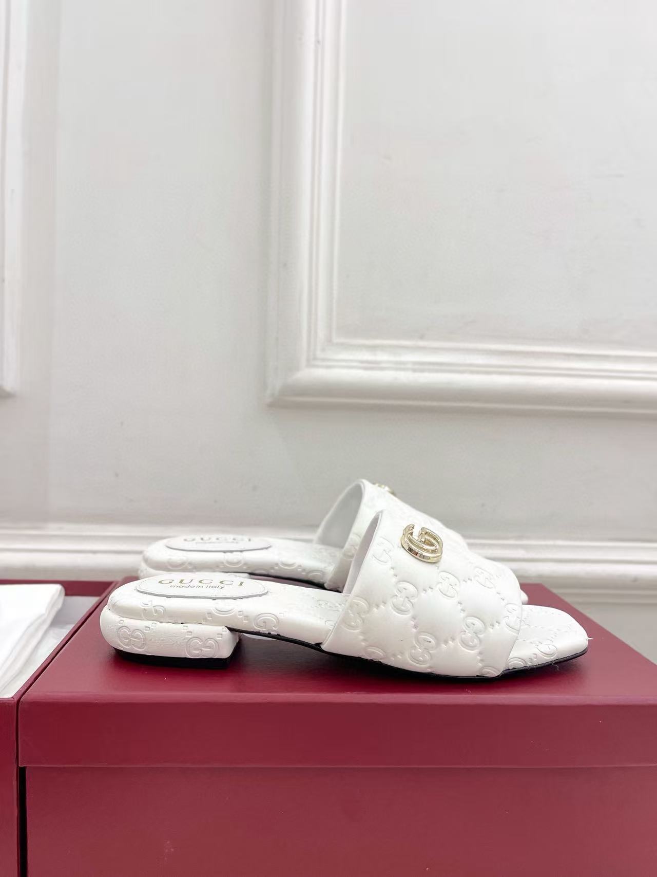 GUCC1 高品質シープスキンエンボスダブルGスリッパ【50％割引+送料無料】