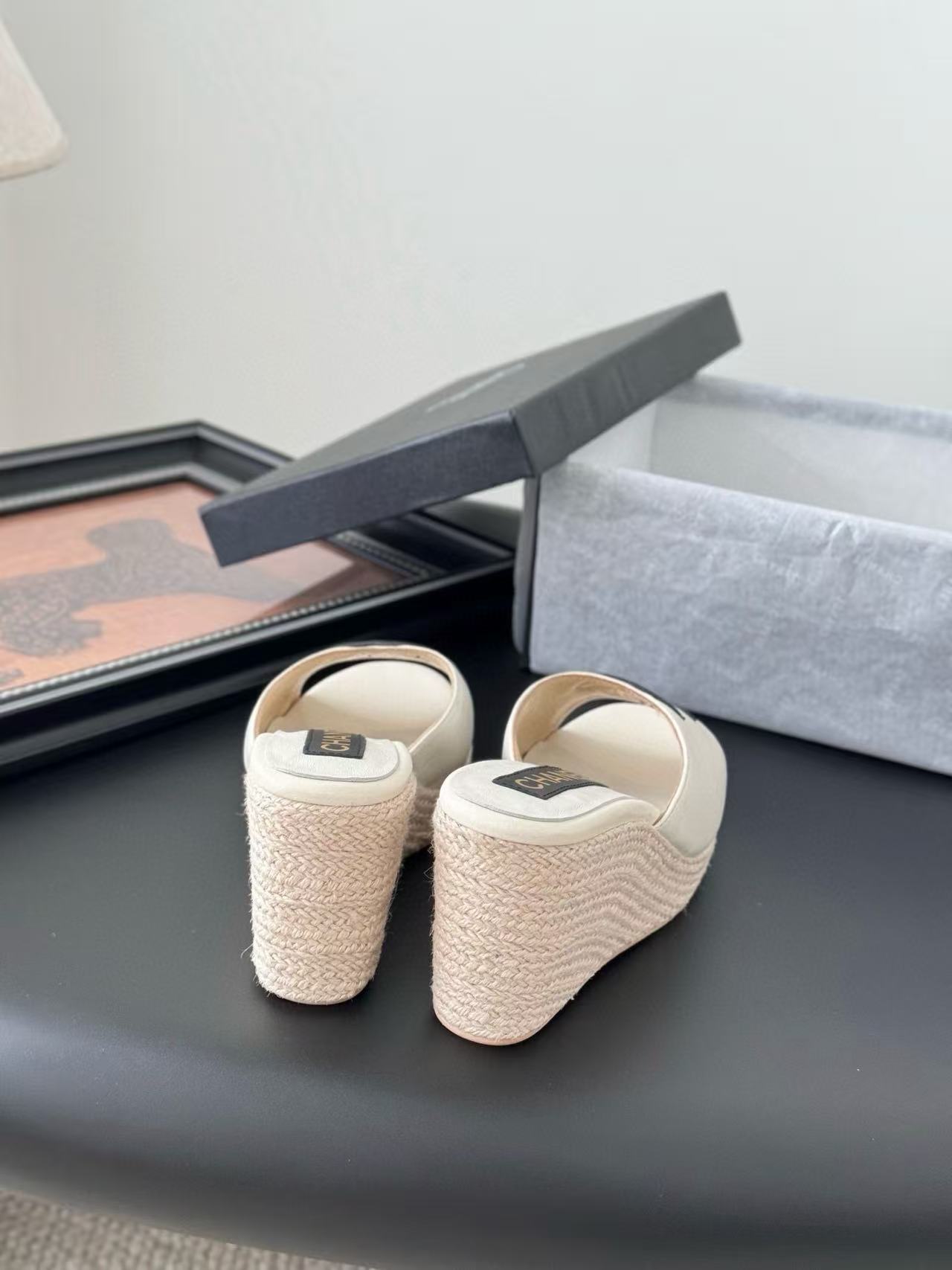 CHANE1 高品質ダブルC厚底スリッパ【50％割引+送料無料】