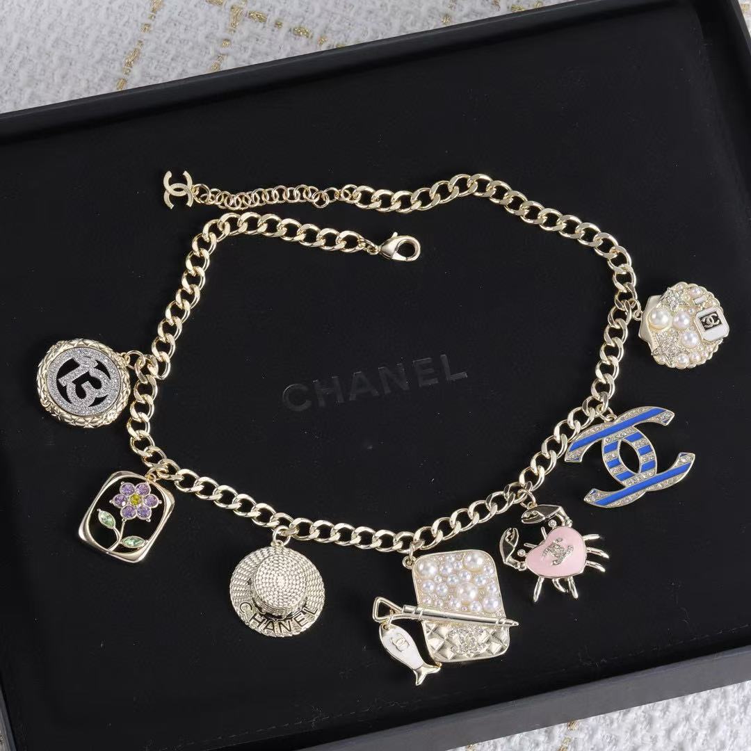 CHANE1 ダブルC パールハットブレスレット【 50％割引+送料無料】