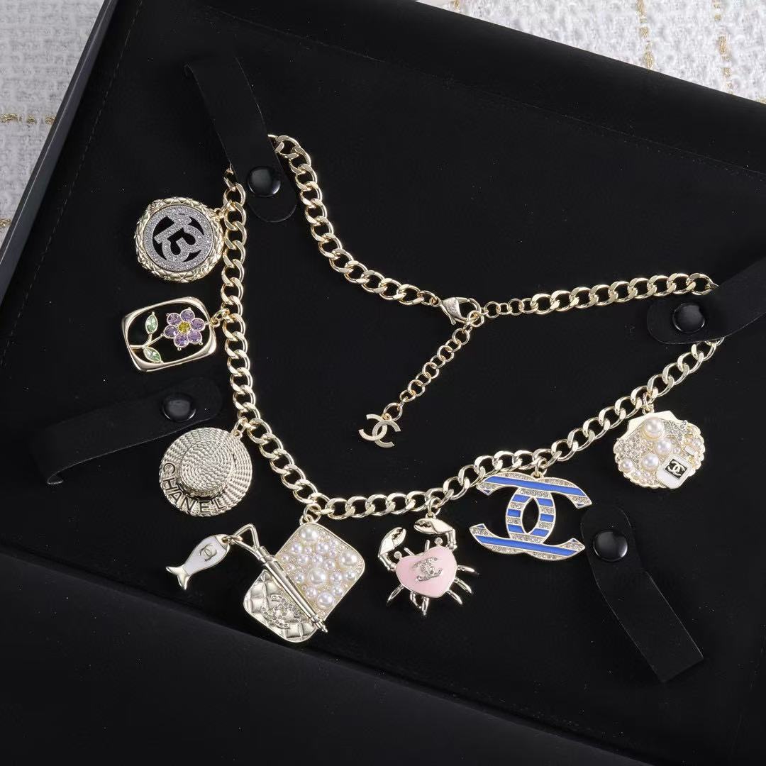 CHANE1 ダブルC パールハットブレスレット【 50％割引+送料無料】
