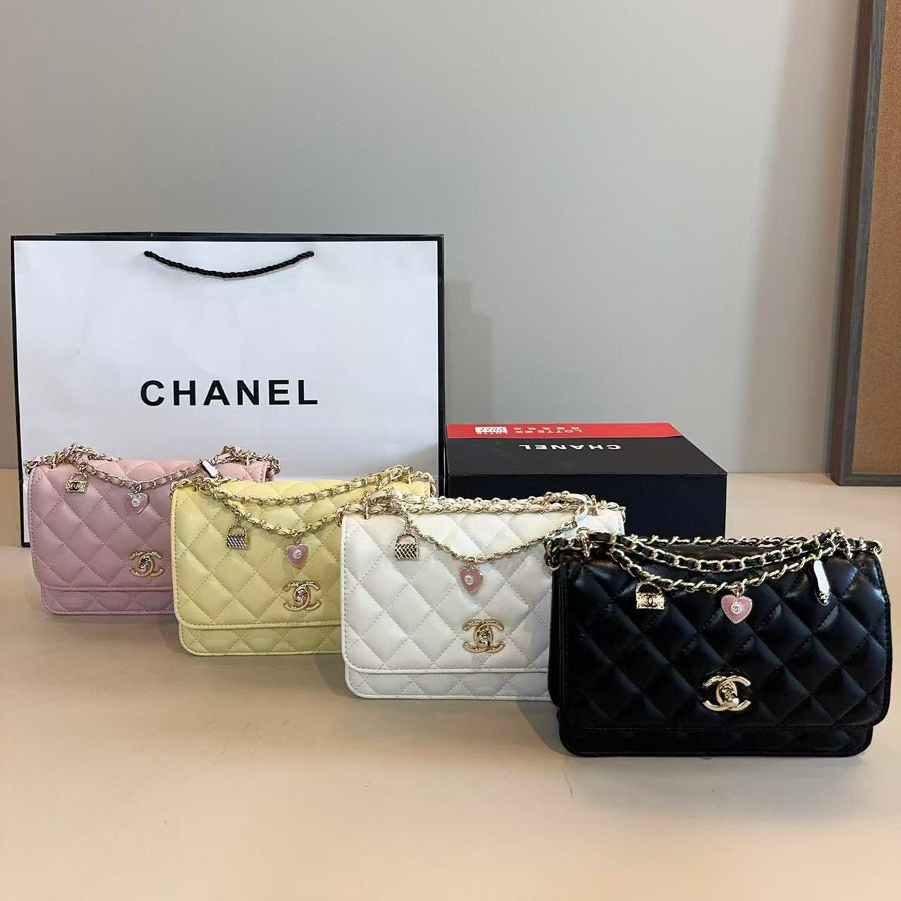 CHANE1 ハートチェーンバッグ【 50％割引+送料無料】