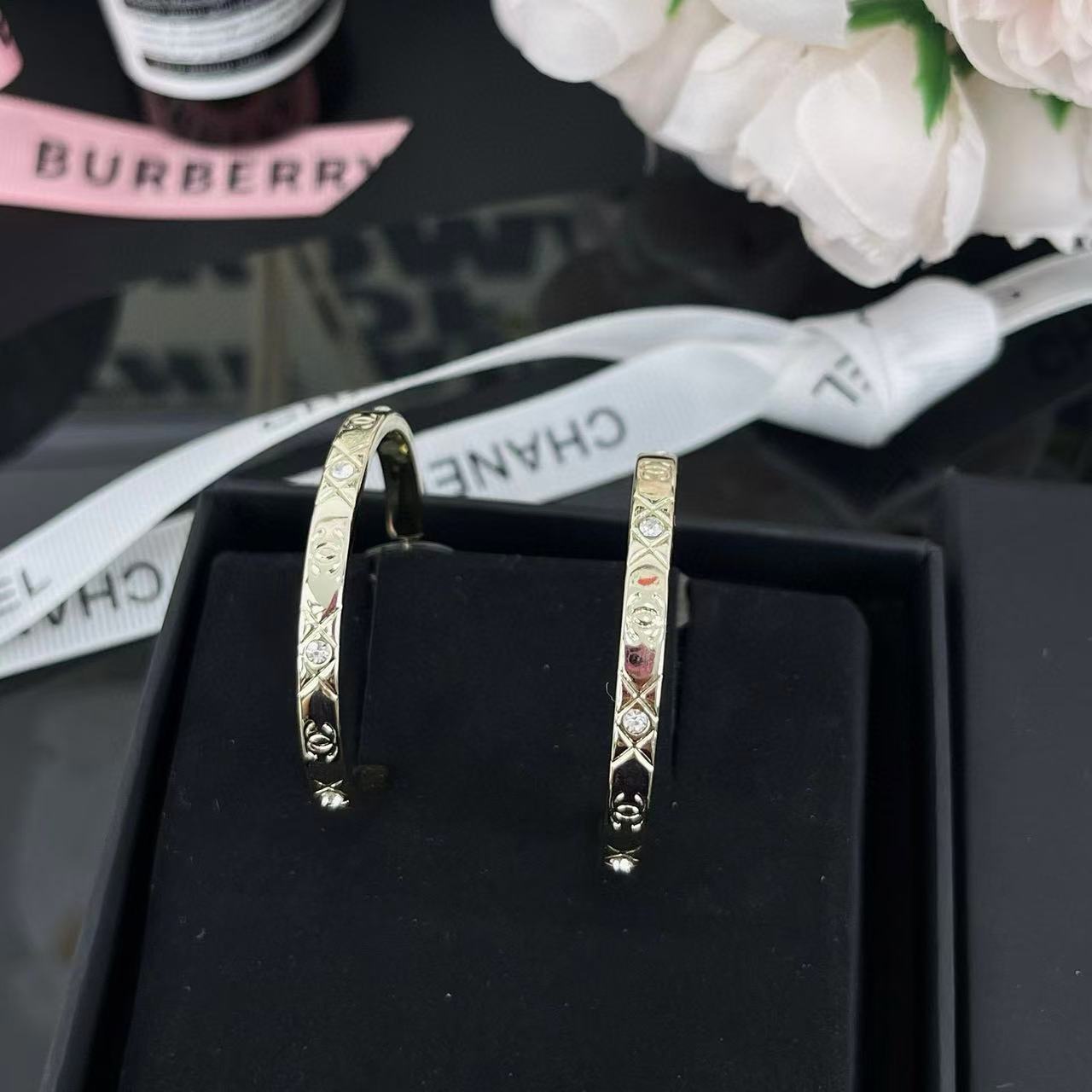 CHANE1 ダブルCイヤリング【50％割引+送料無料】